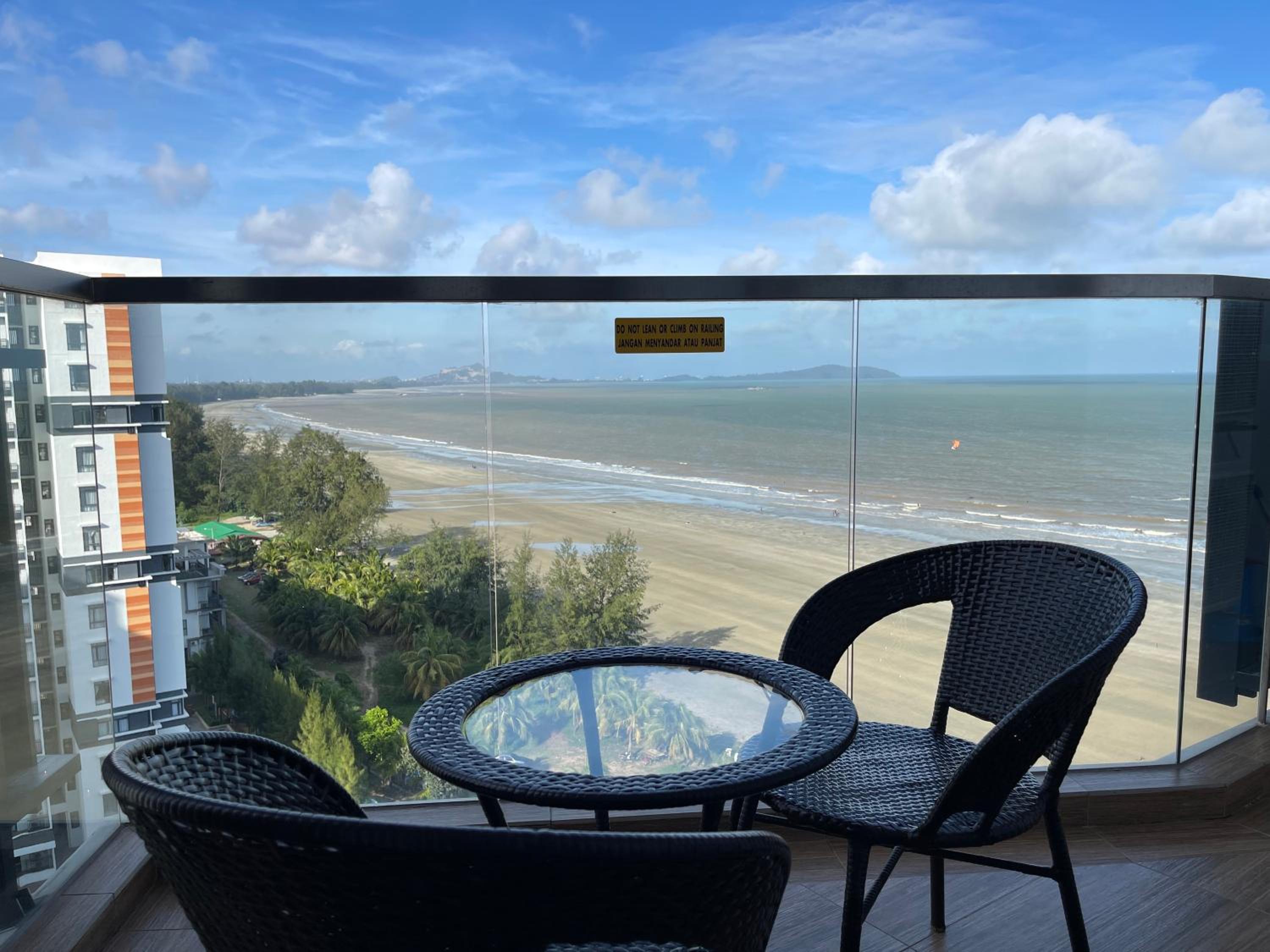 Timurbay High Level Sea&Pool View Wifi and Netflix photo 2