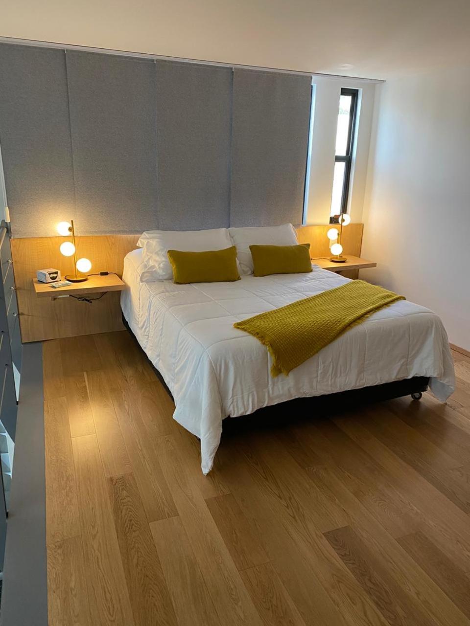 Loft 717 view 2
