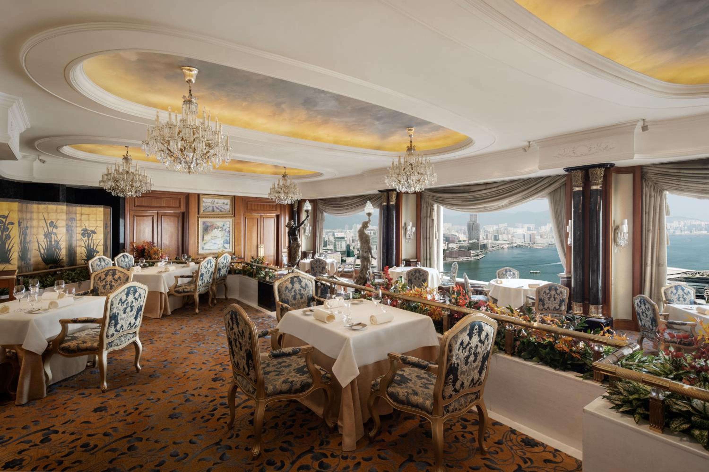 Island Shangri-La, Hong Kong