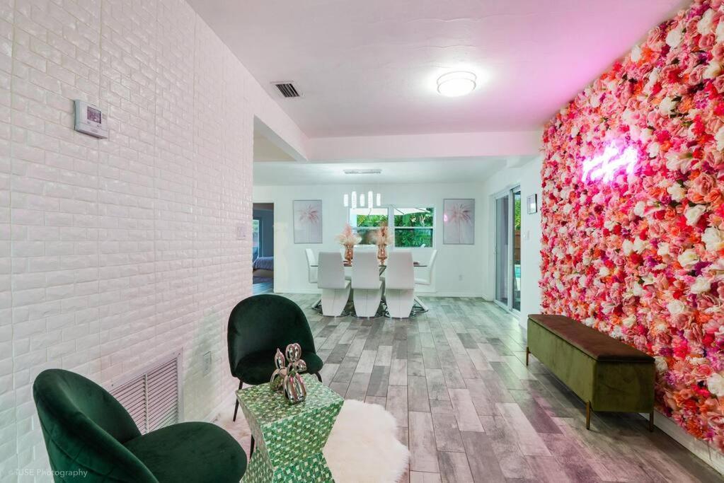 Pretty in Pink - Pool - Vanity Area - Coffee Nook, photo 10