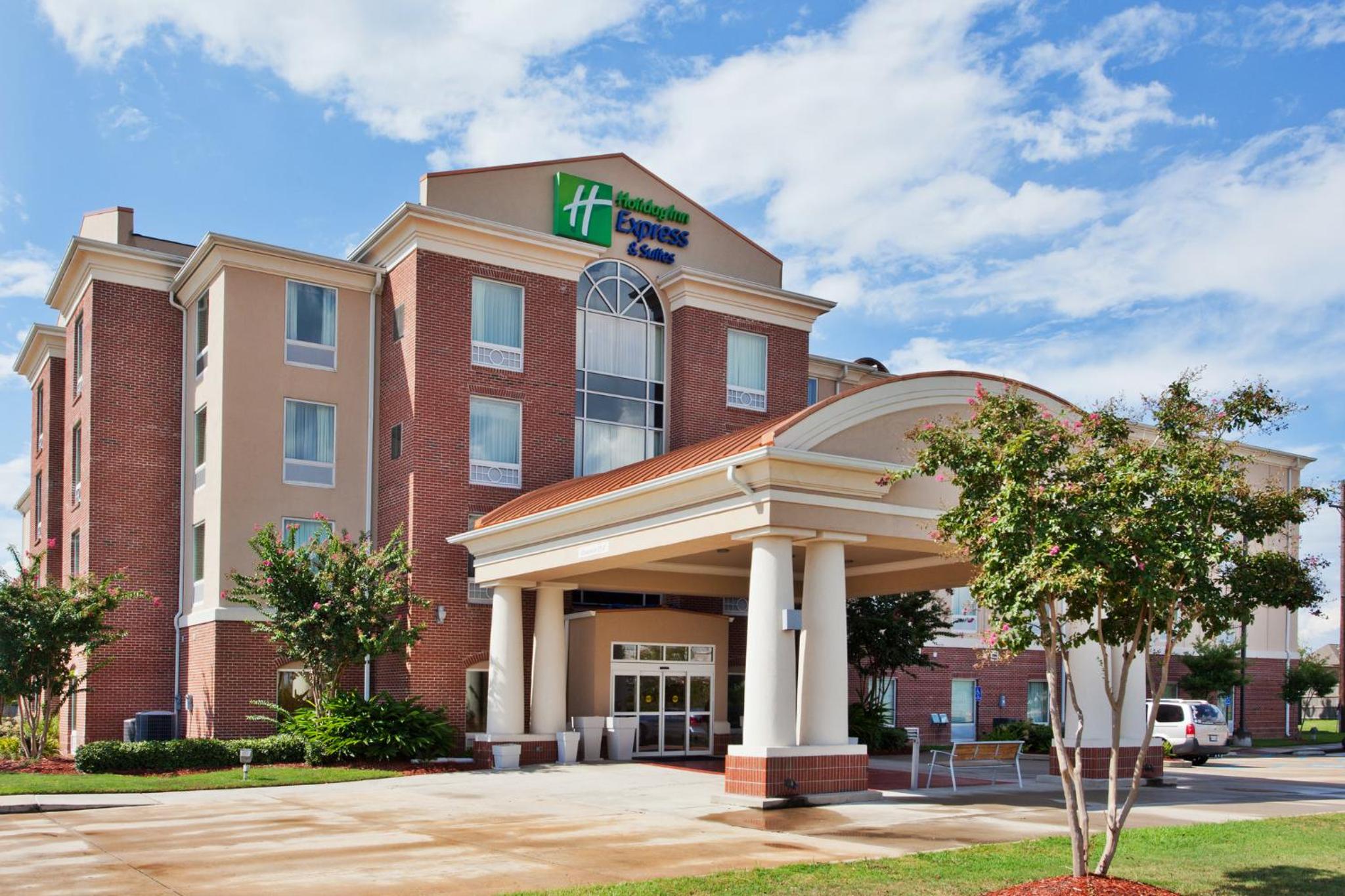 Hotel Holiday Inn Express & Suites Baton Rouge East, an IHG Hotel - Image 1