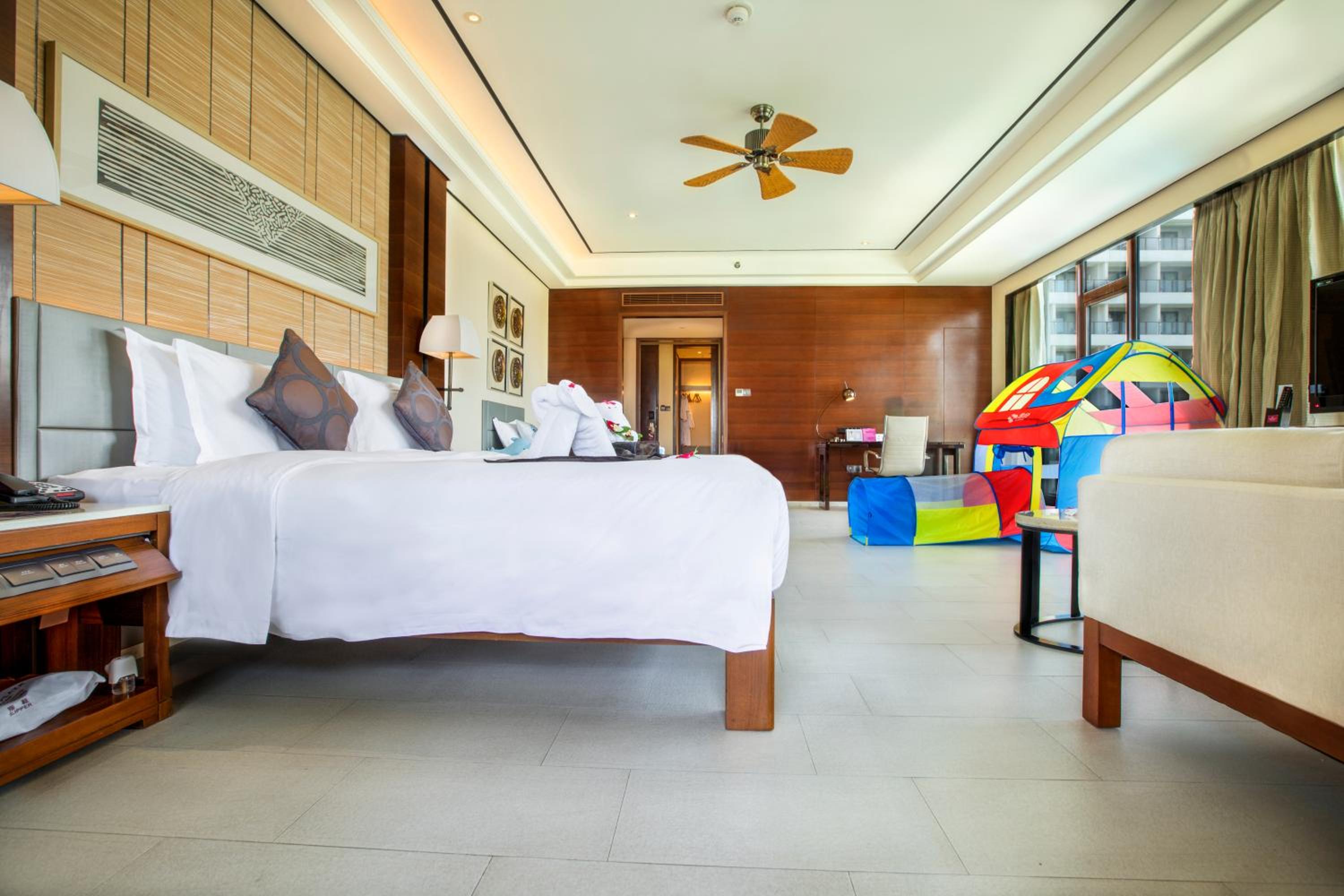 Crowne Plaza Sanya City Center by IHG