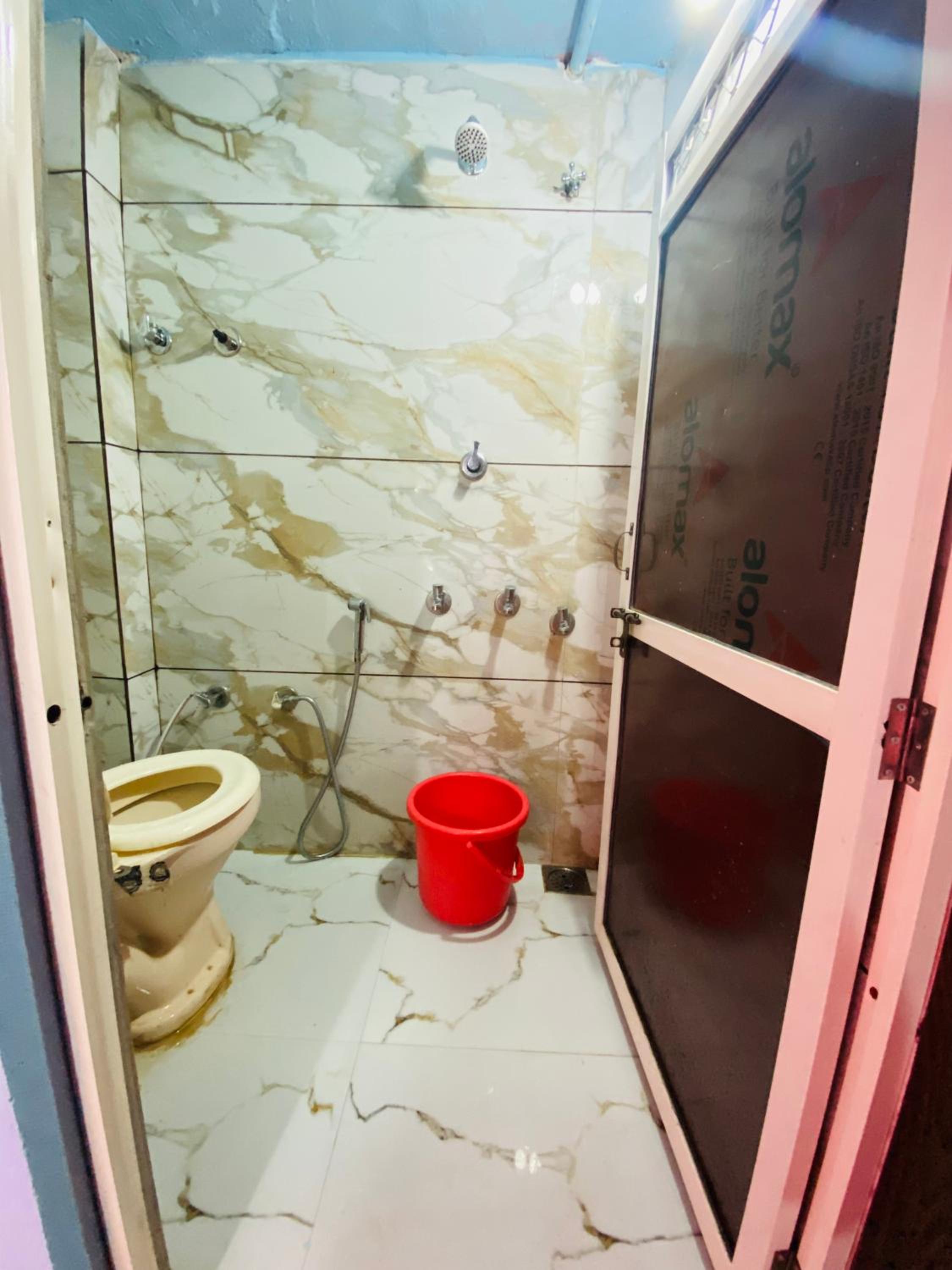 Matra chhaya guest house(near mahakal temple)
