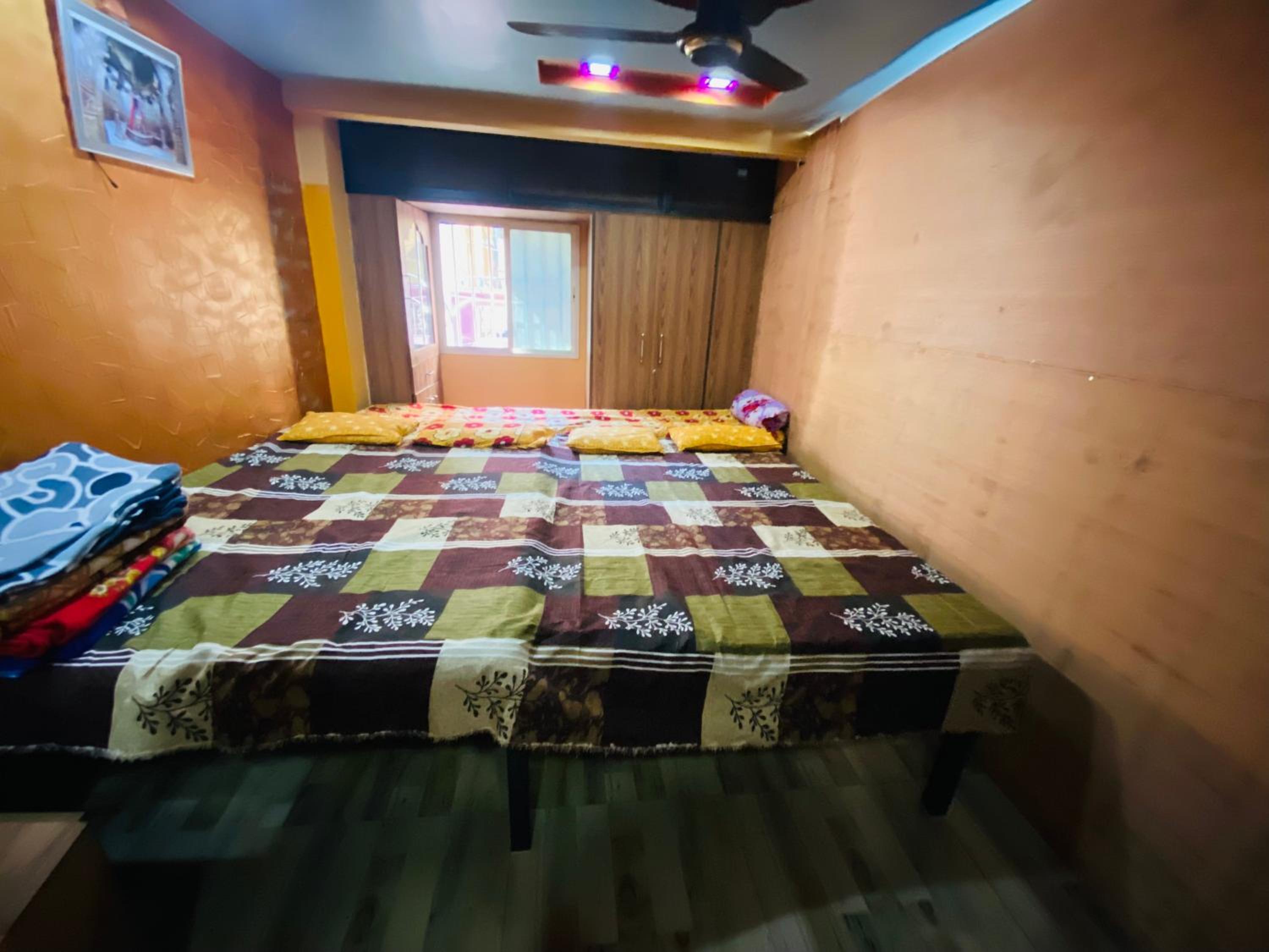 Matra chhaya guest house(near mahakal temple)