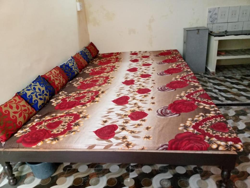 Matra chhaya guest house(near mahakal temple)
