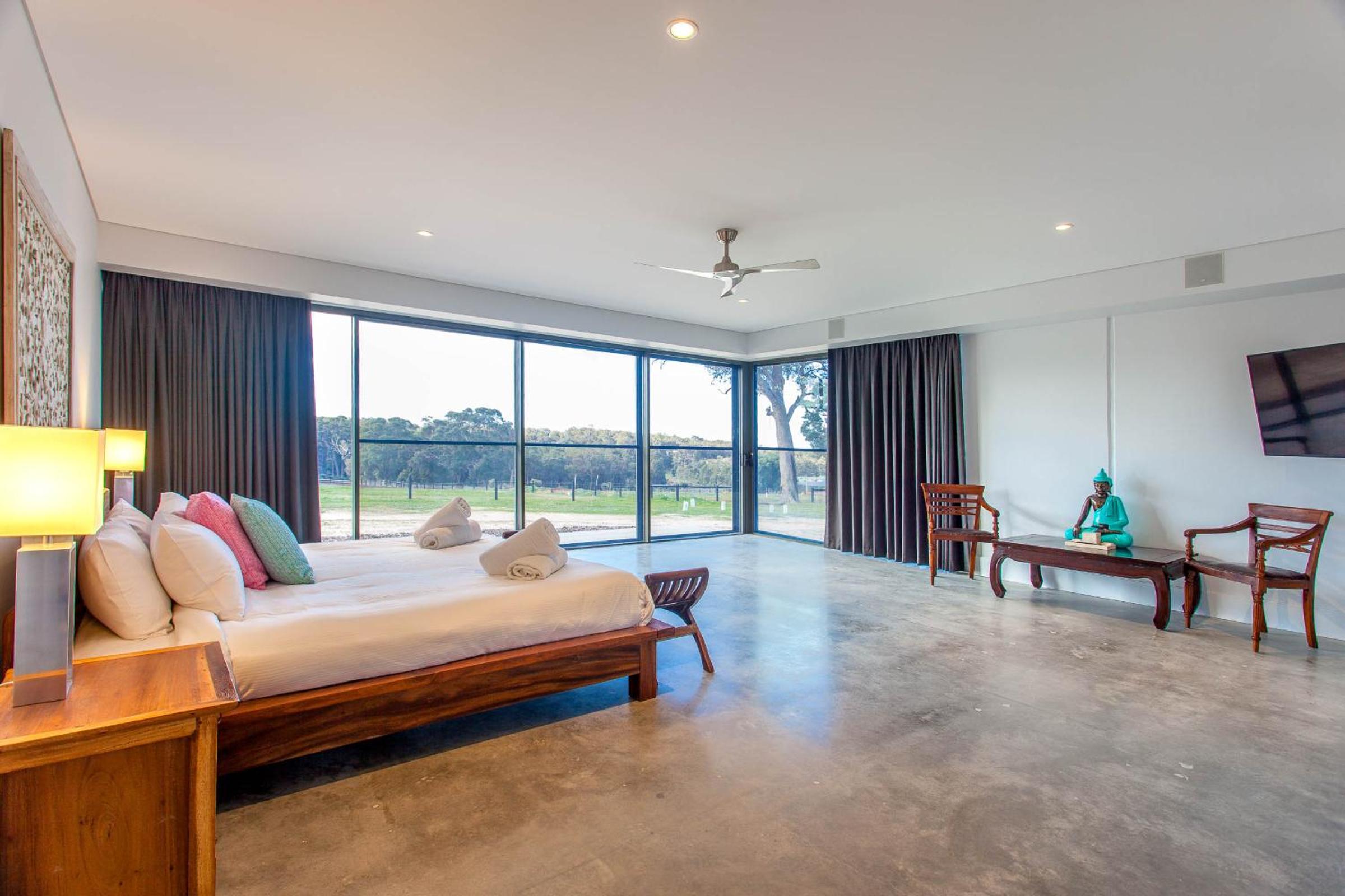 Balmoral I Private Properties