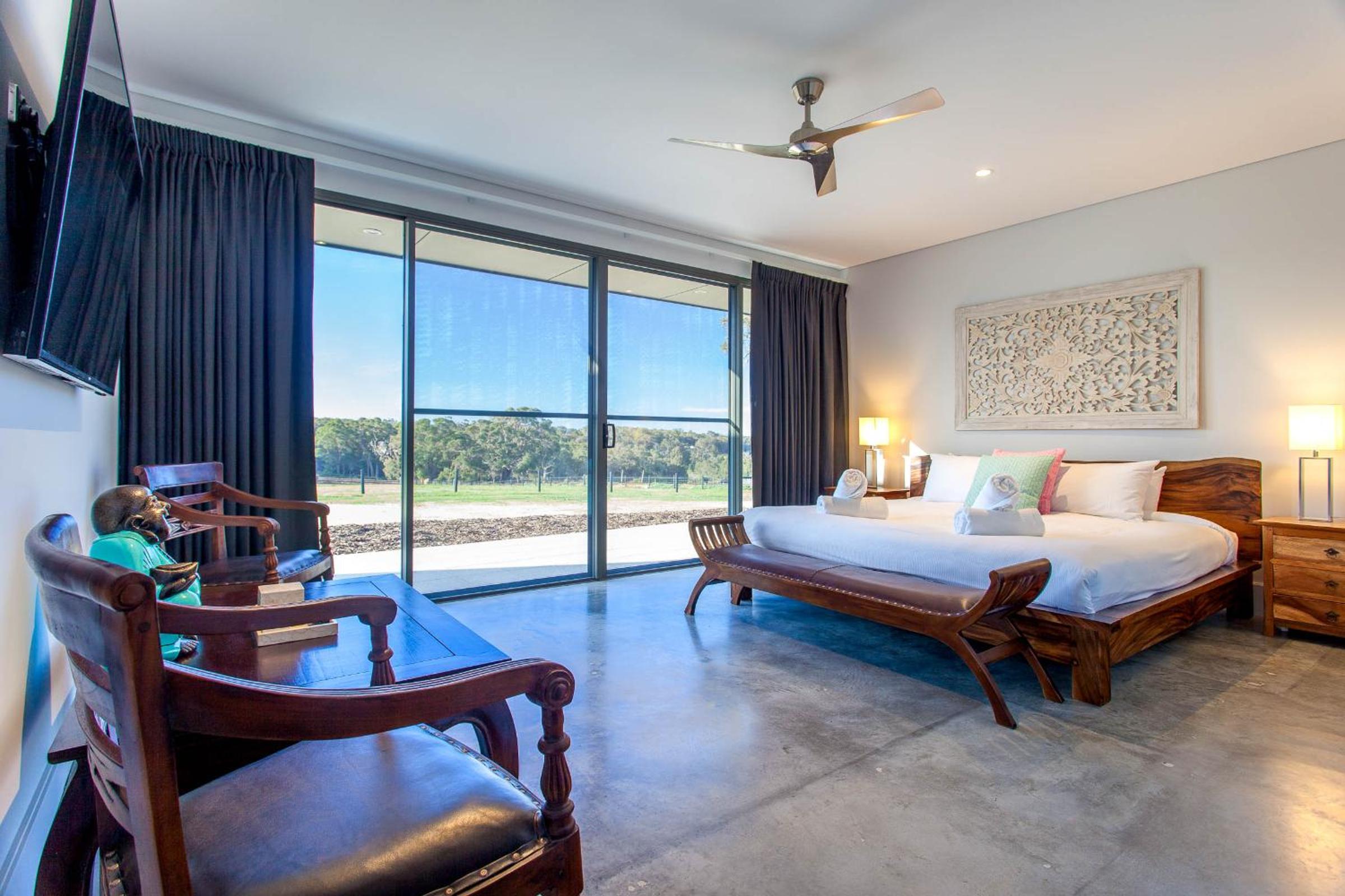 Balmoral I Private Properties