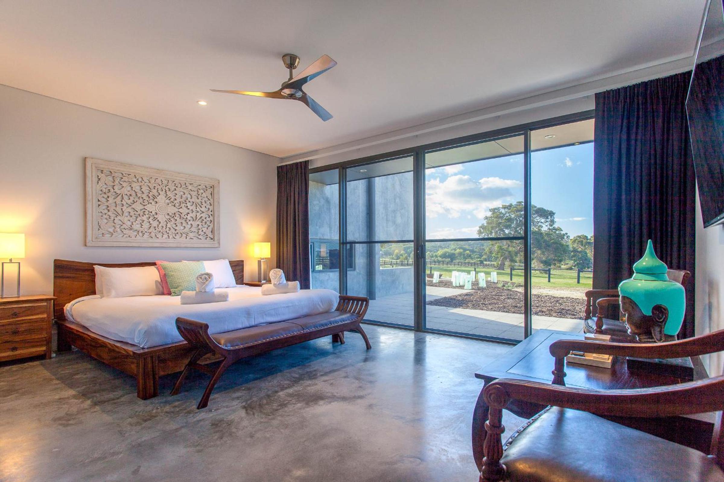 Balmoral I Private Properties