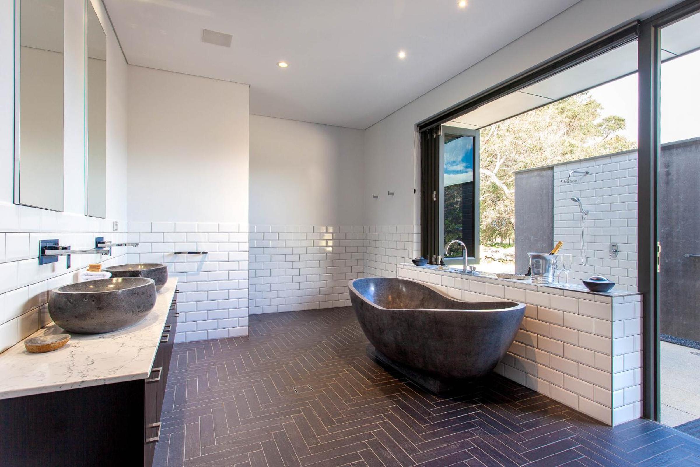 Balmoral I Private Properties