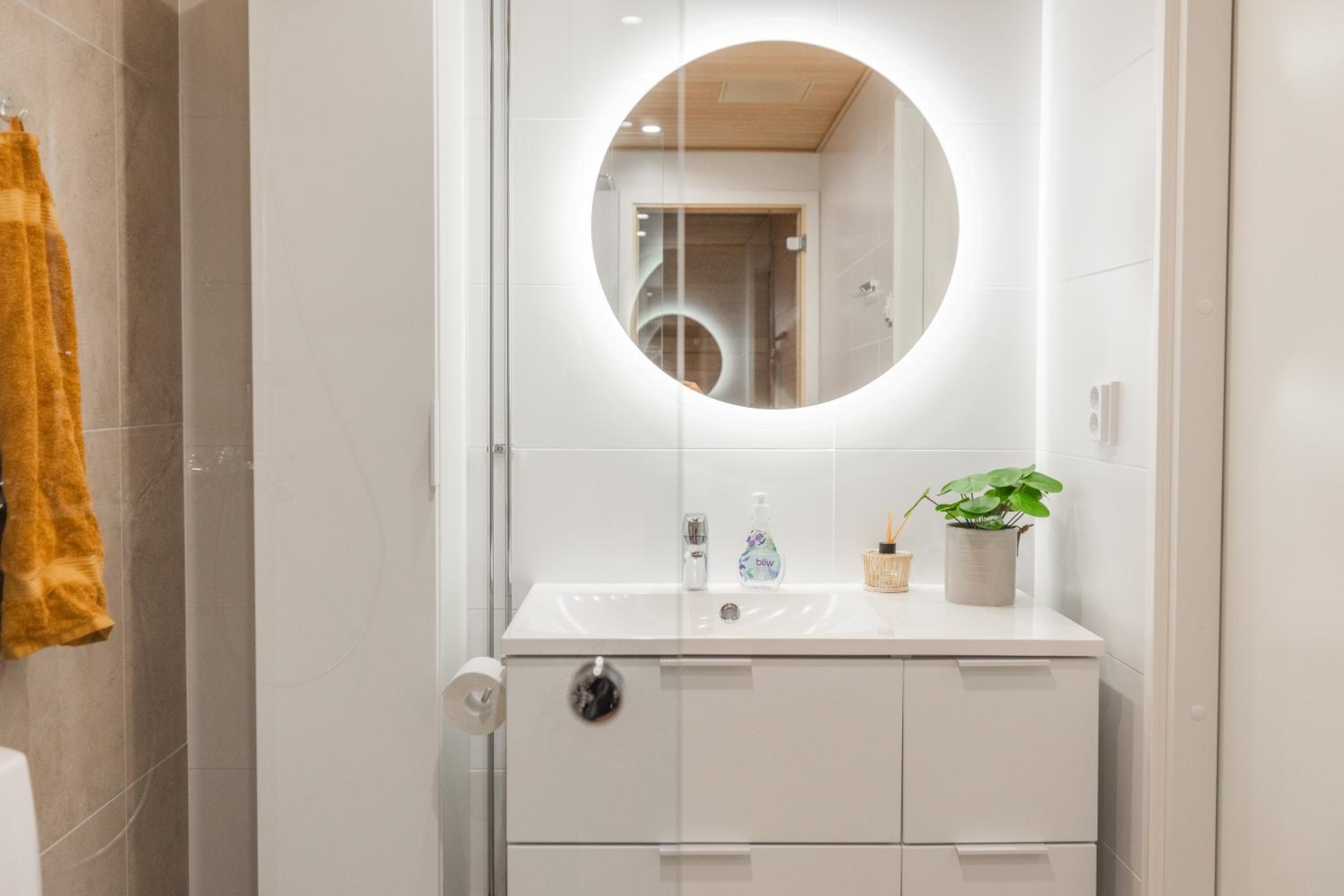 Otava Penthouse, free parking, fast Wi-Fi view 5