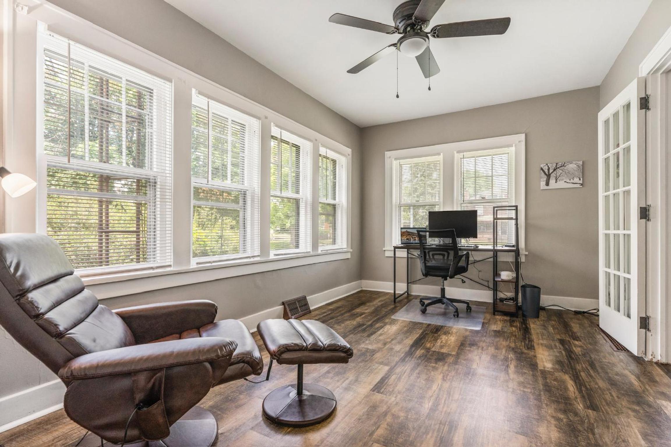 Apartments in the Heart of Canton view 5