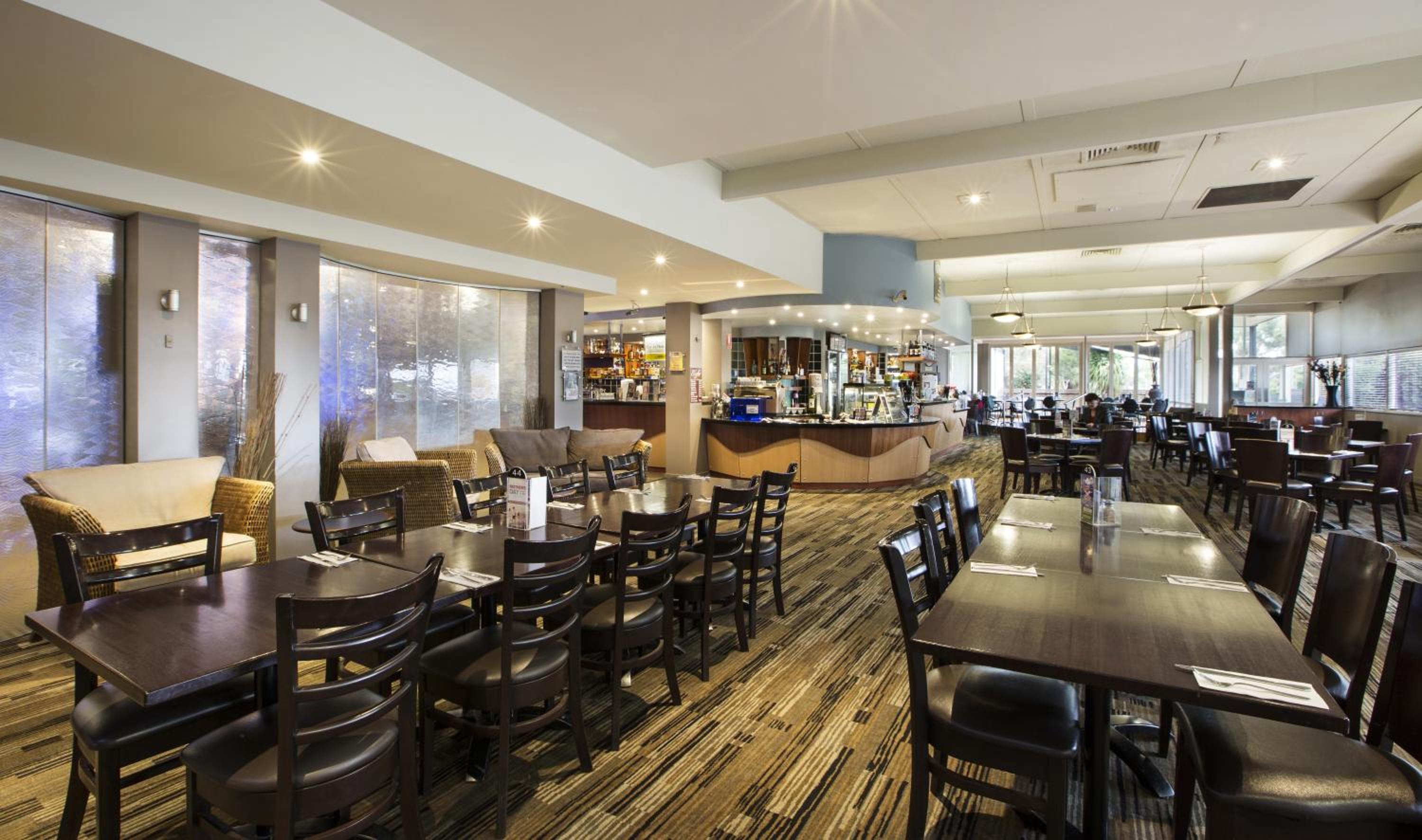 Nightcap at Morwell Hotel