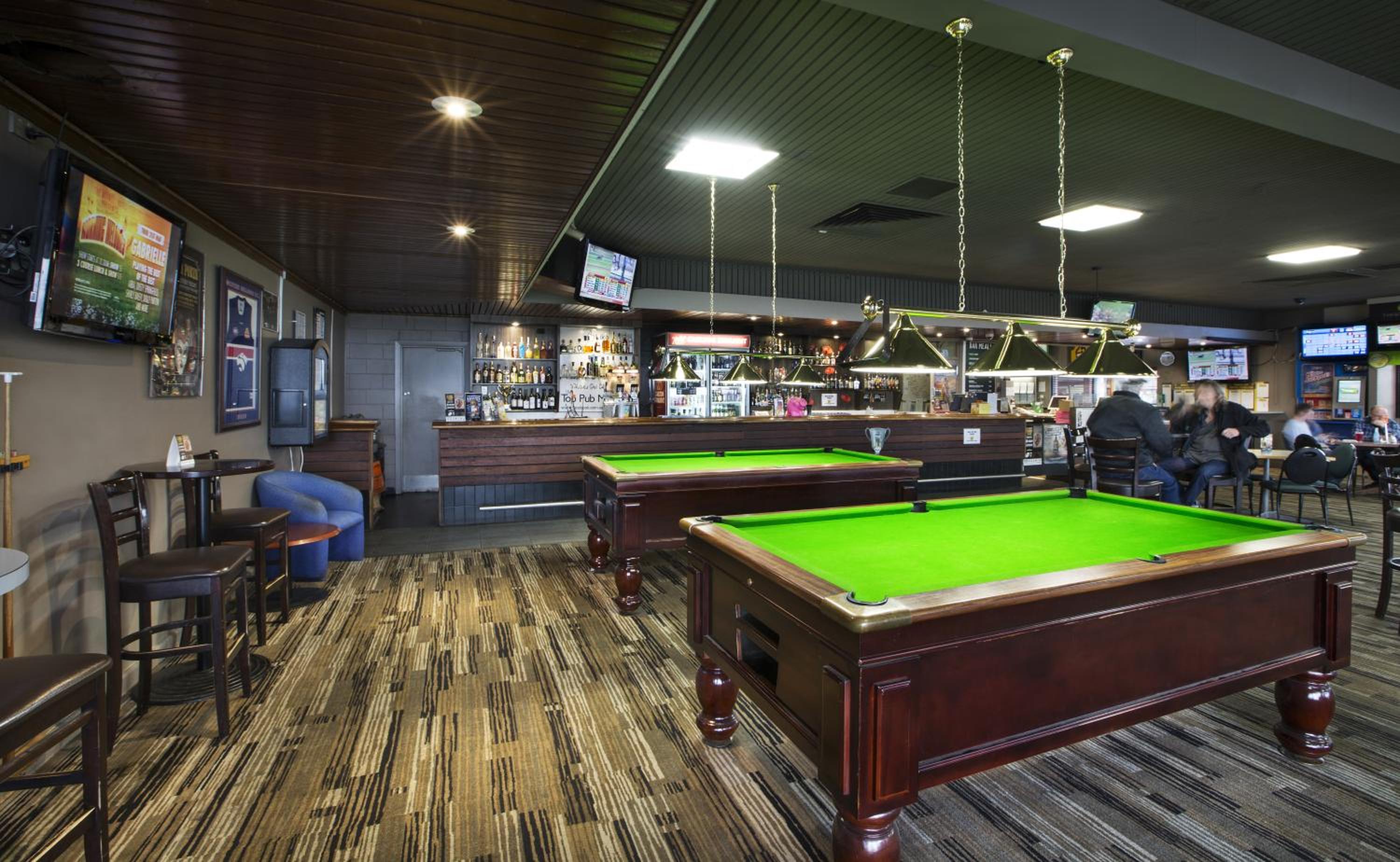 Nightcap at Morwell Hotel