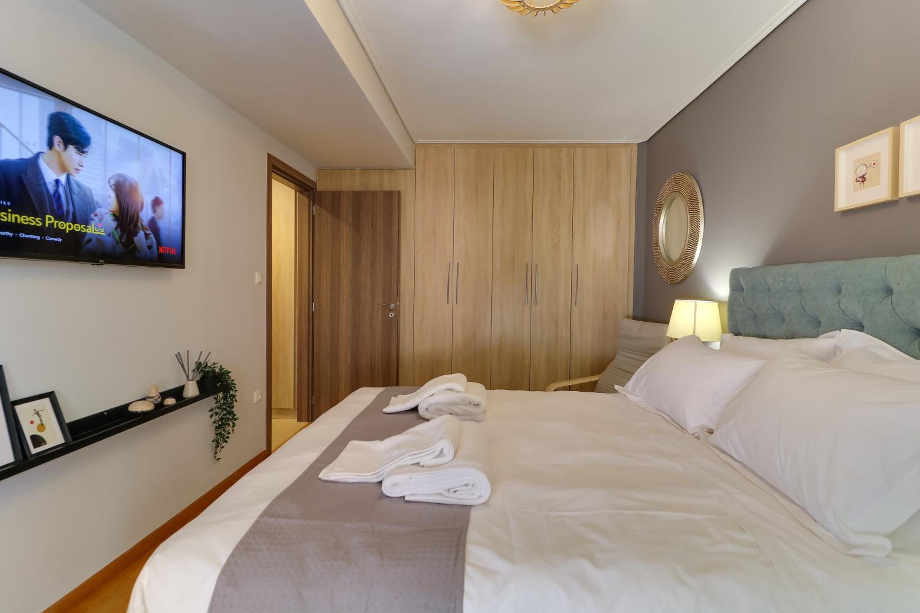 Lovely Flat Parking - WiFi - Netflix - iMac photo 2