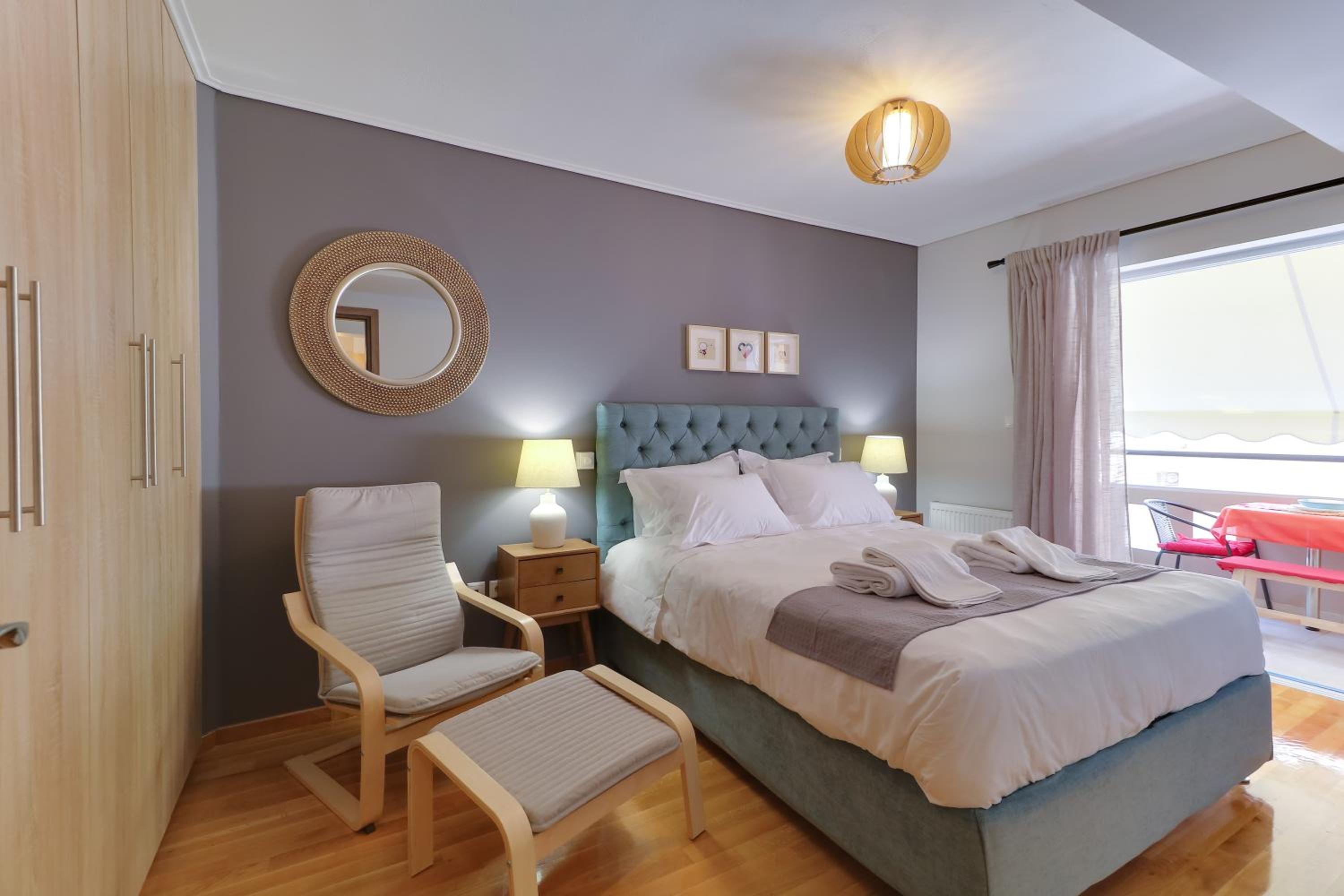 Lovely Flat Parking - WiFi - Netflix - iMac photo 3