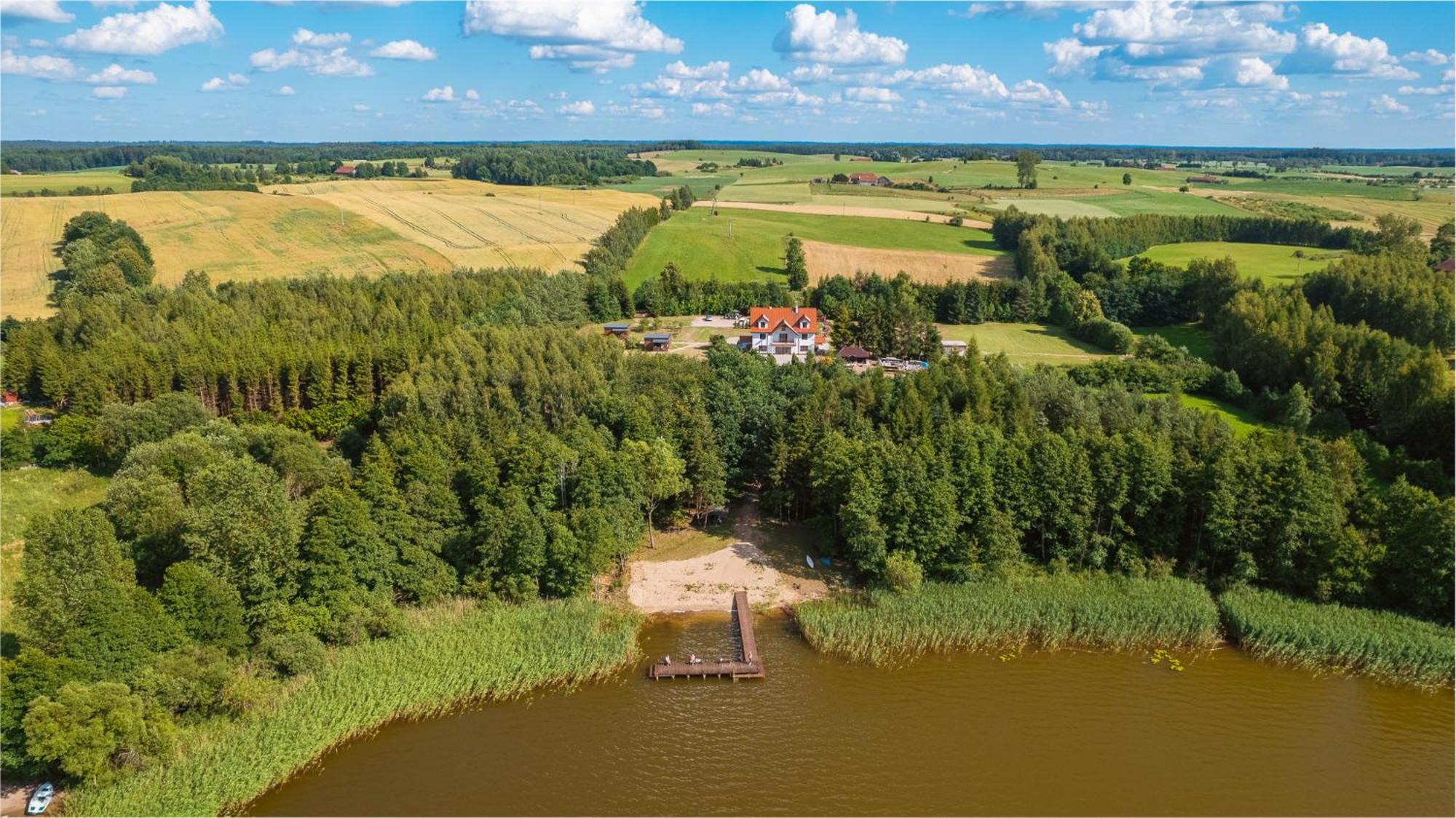 Przystań Jeziorany - pokoje nad jeziorem