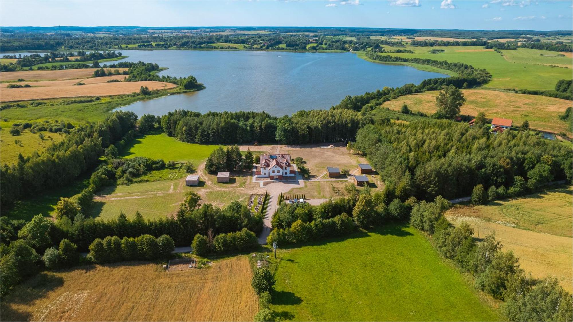 Przystań Jeziorany - pokoje nad jeziorem