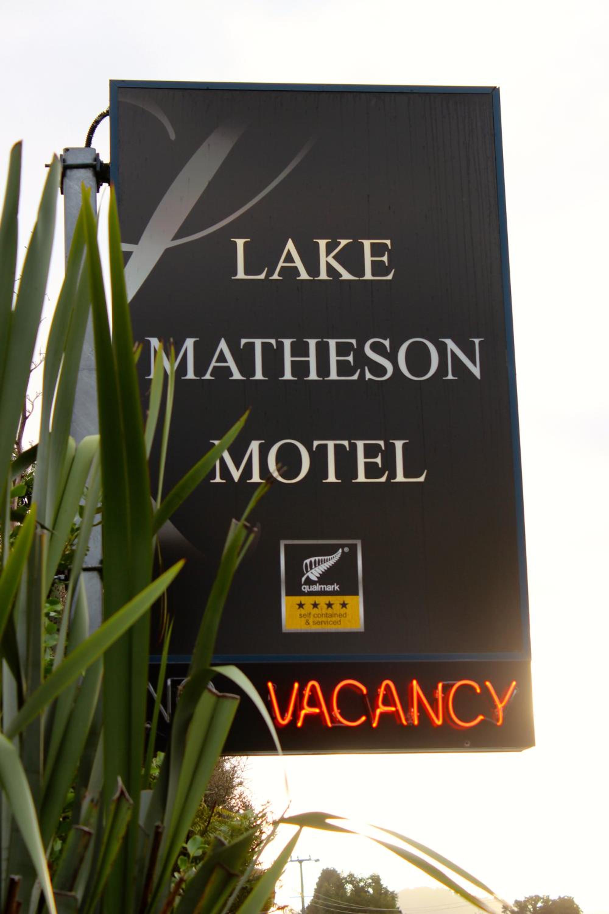 Lake Matheson Motel