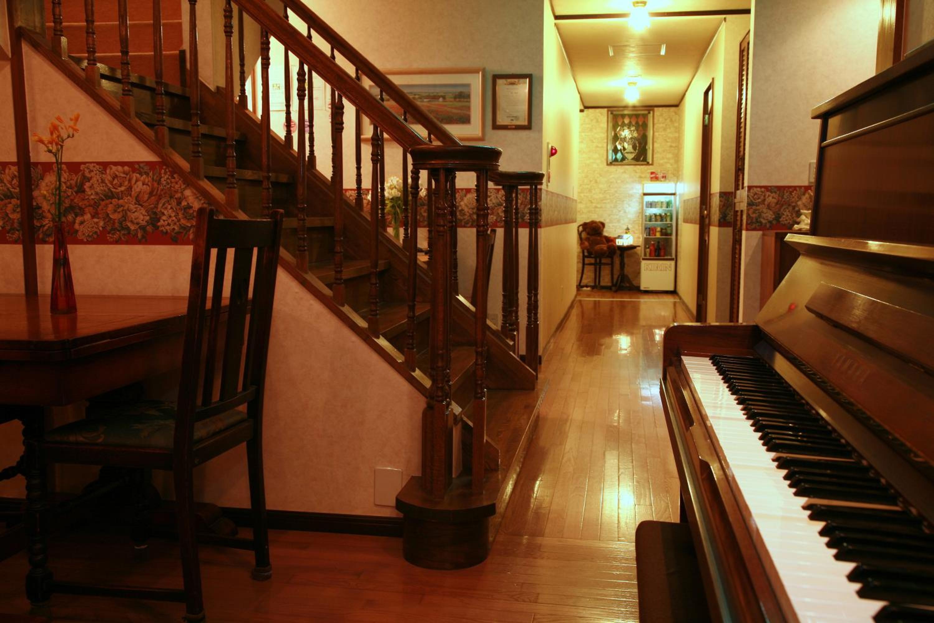 Scotch Court