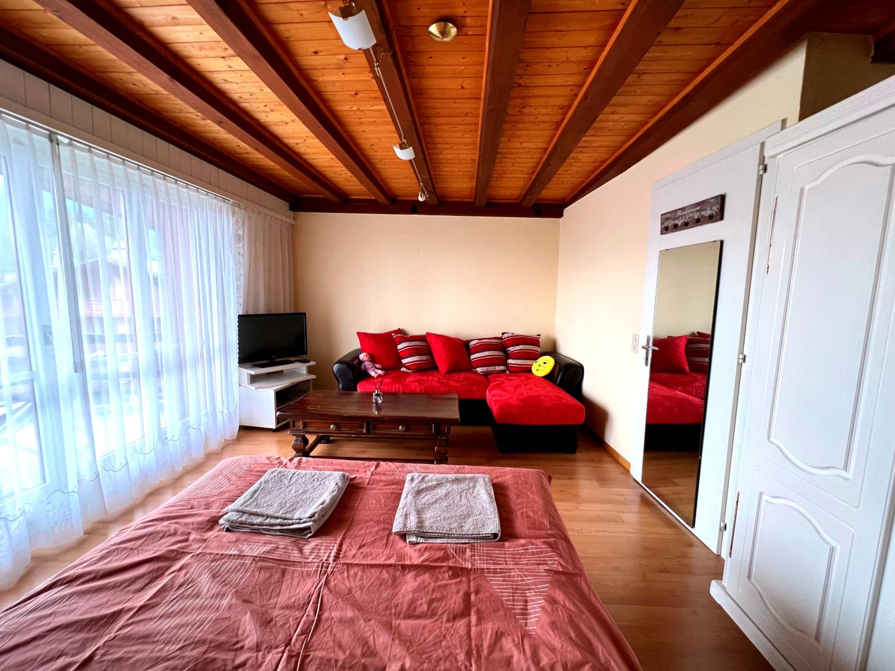 Triplex in Villars Centre with Parking - Totally Renovated