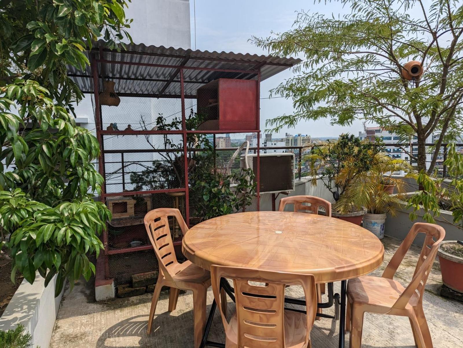 Mirabazar