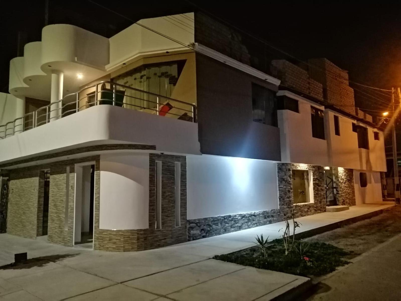 HOSTAL LA NOCHE - Pisco view 5