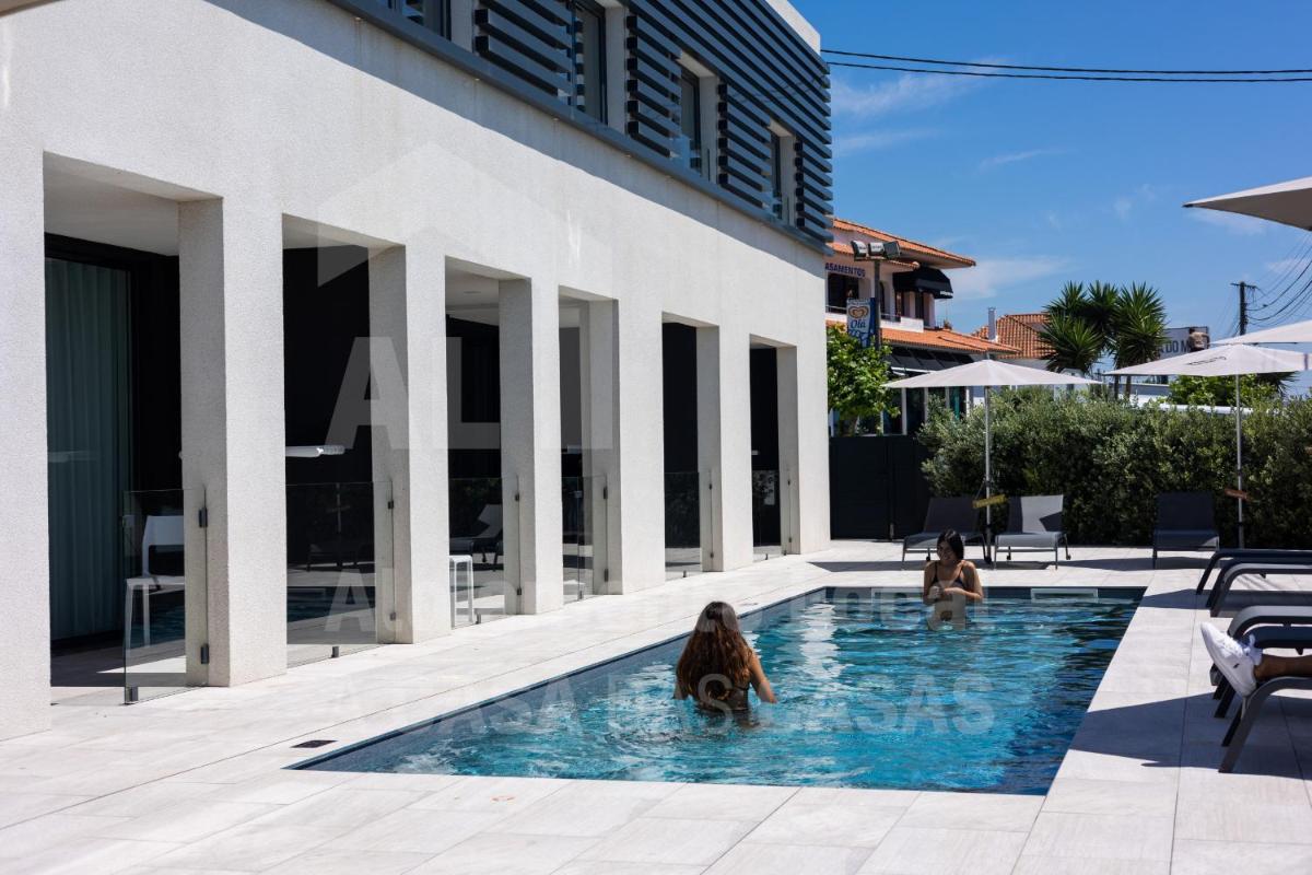 Hotel Bluevillas Ribamar T3 by ACasaDasCasas - Image 1