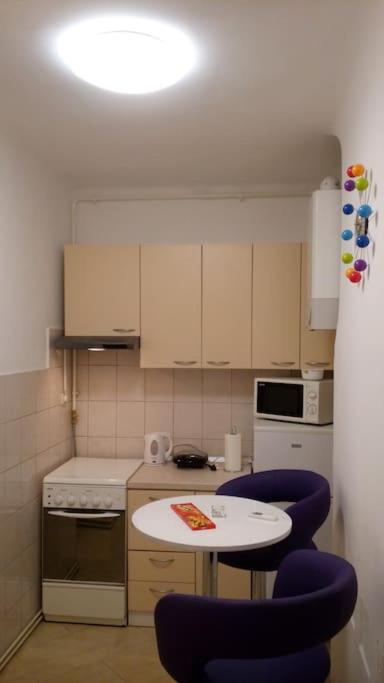 ZAGREB Botanical Garden Budget Apartment