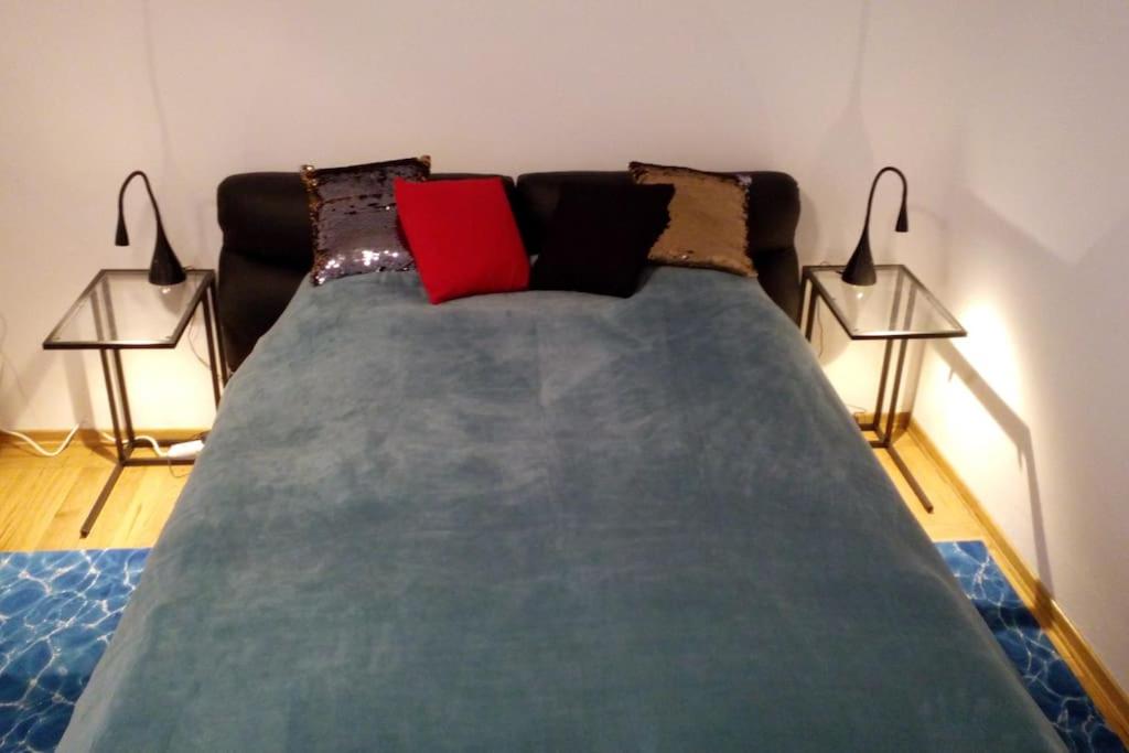 ZAGREB Botanical Garden Budget Apartment
