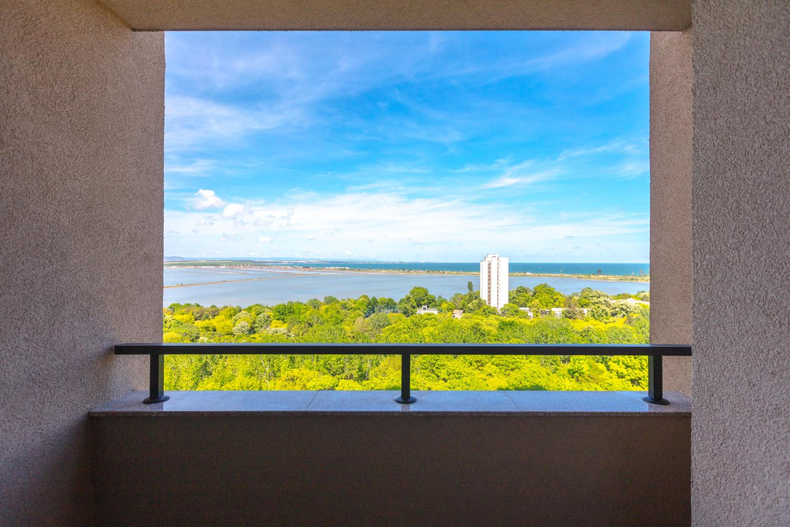 Burgas Residence 809