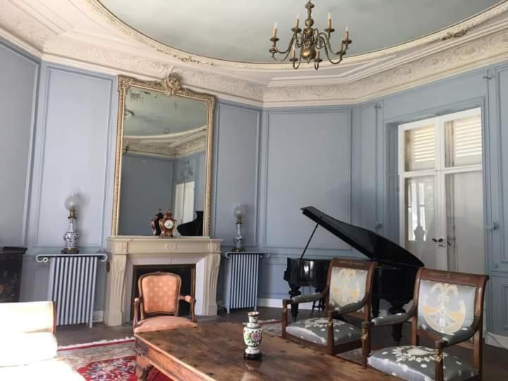 Château de Maucouvent view 4