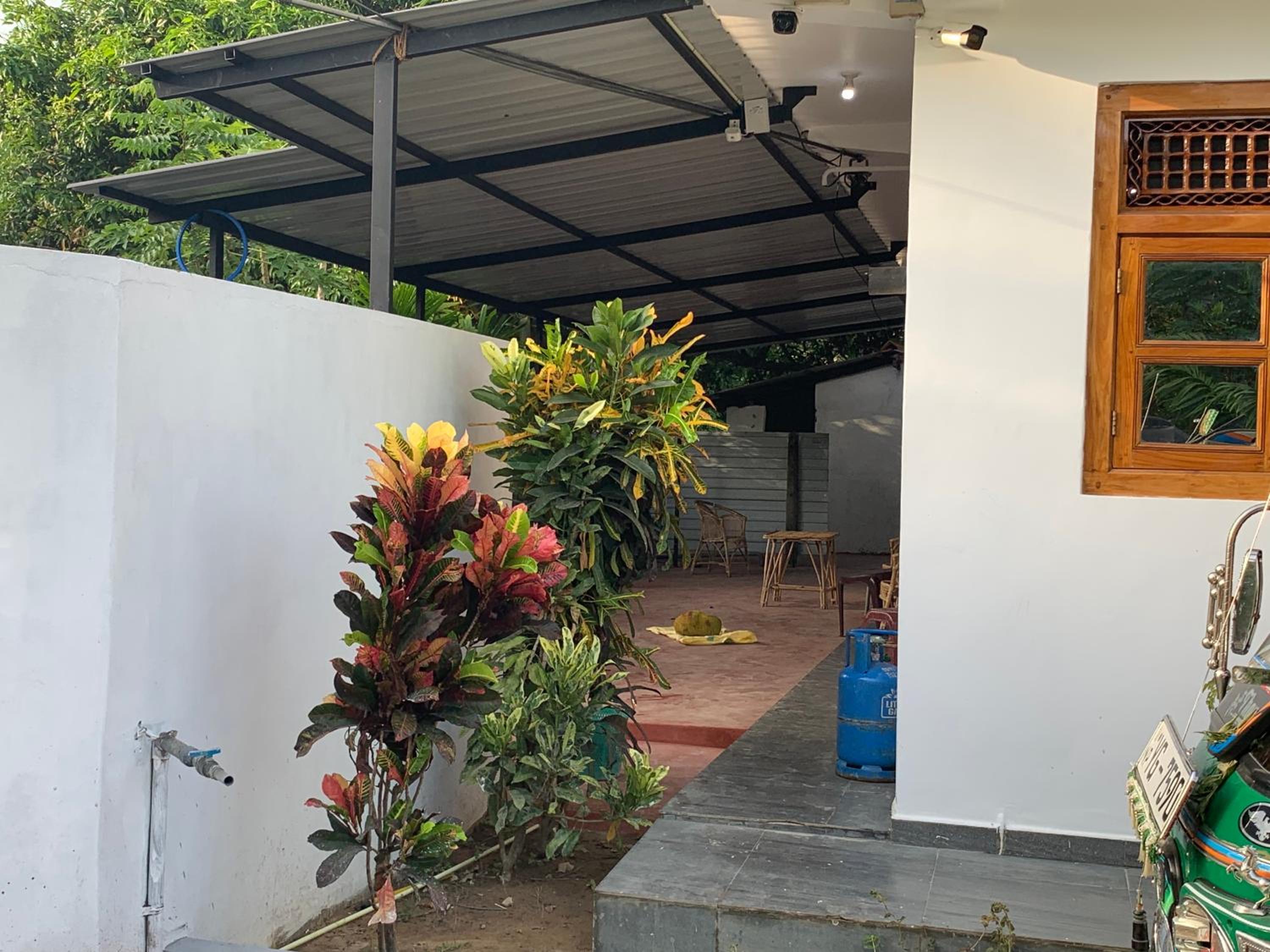 Ahi House view 3