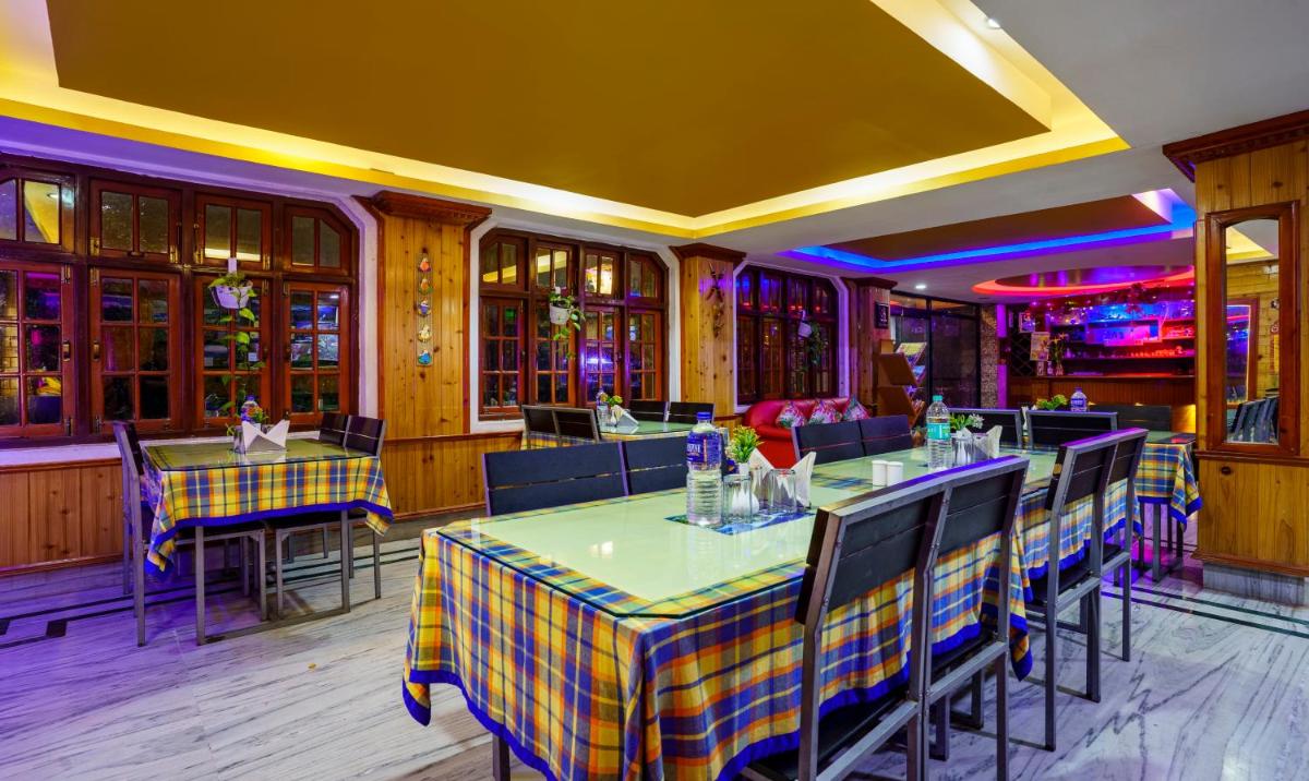 restaurant
