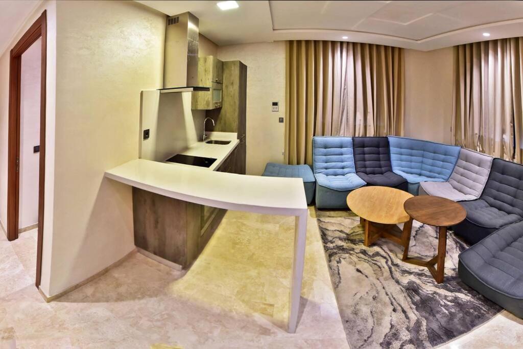 Superbe appartement avec parking gratuit sur place view 5