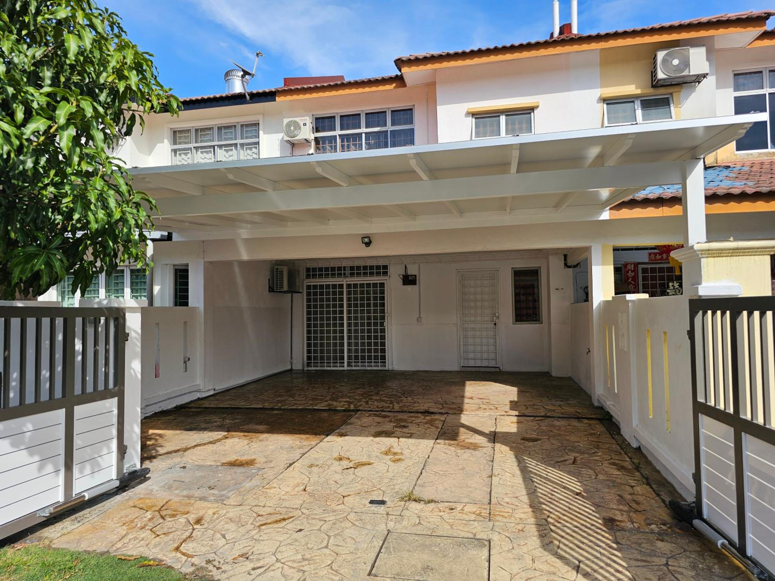 Sapphire Residence