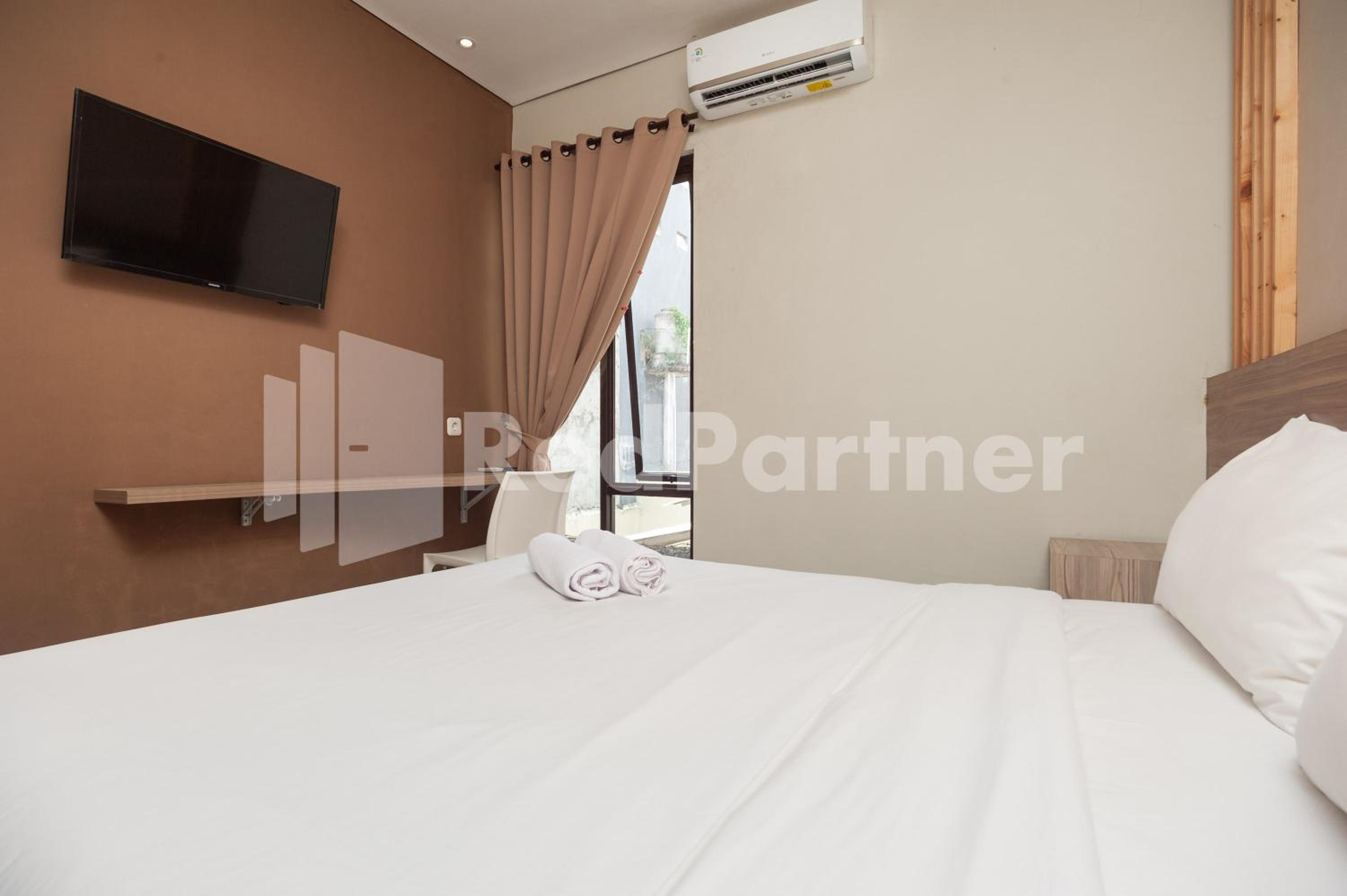 Urbanview Syariah Caseira Citra Raya view 4