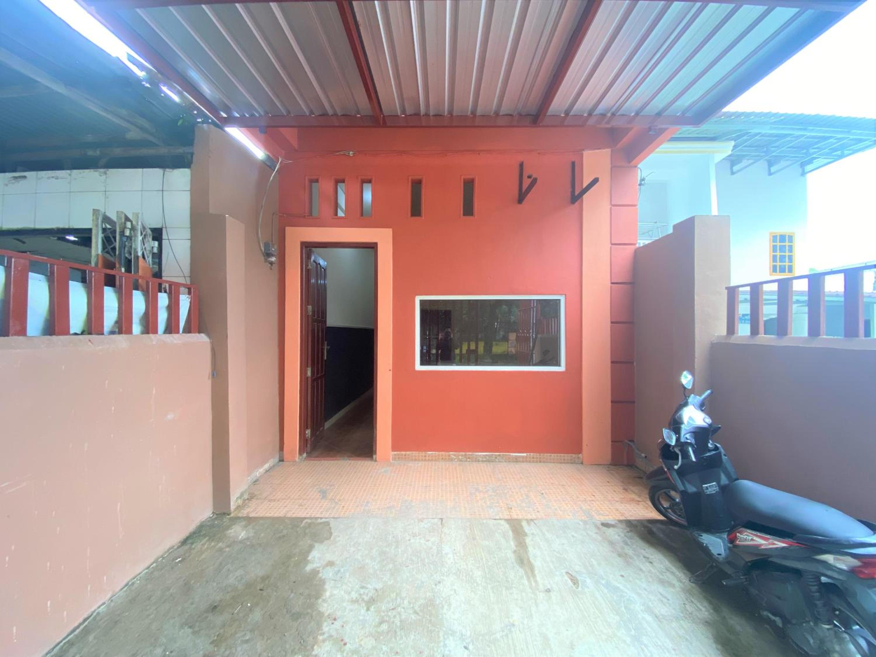 Guest House Idola Palopo view 2
