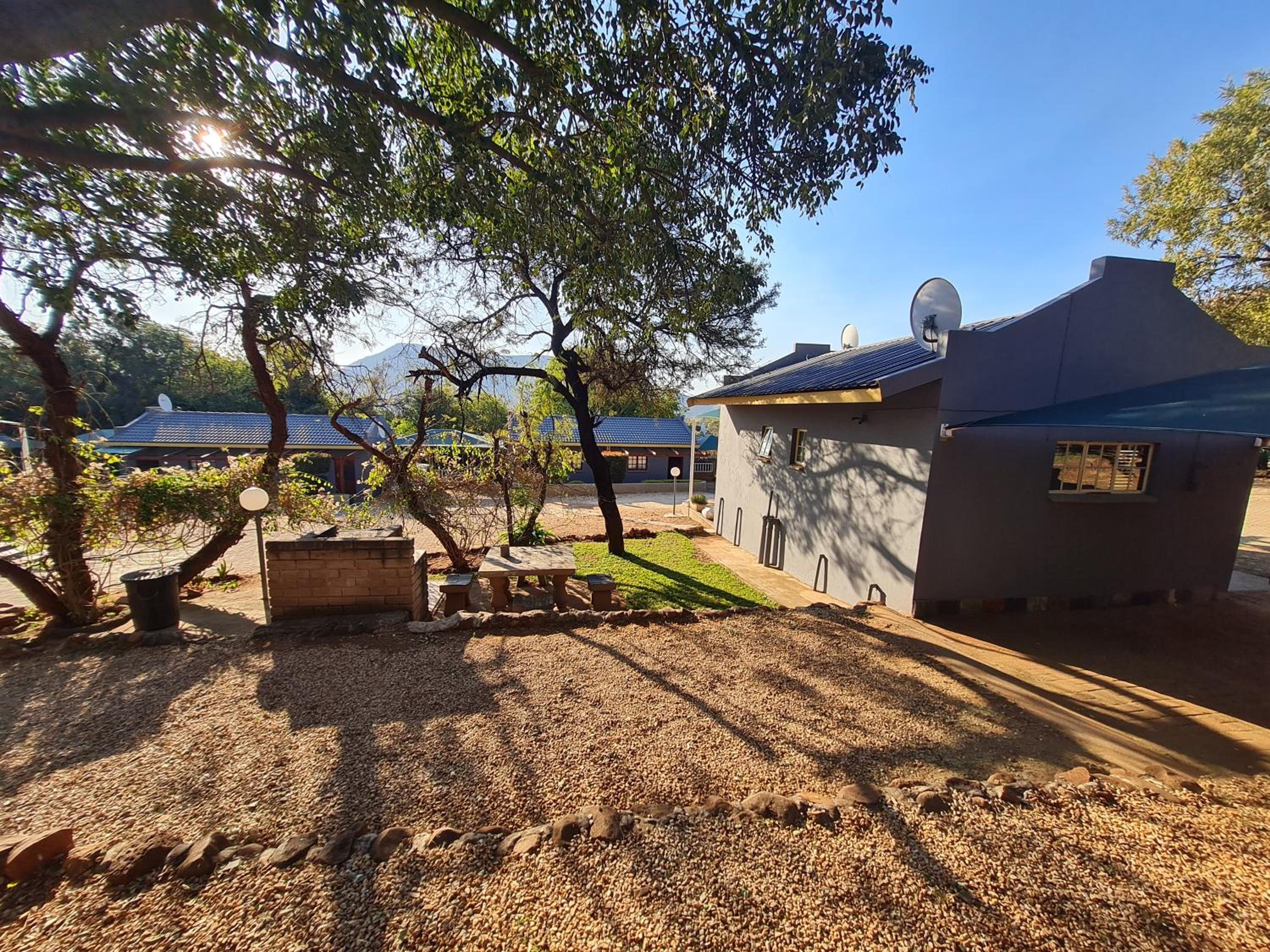 N4 Guest Lodge