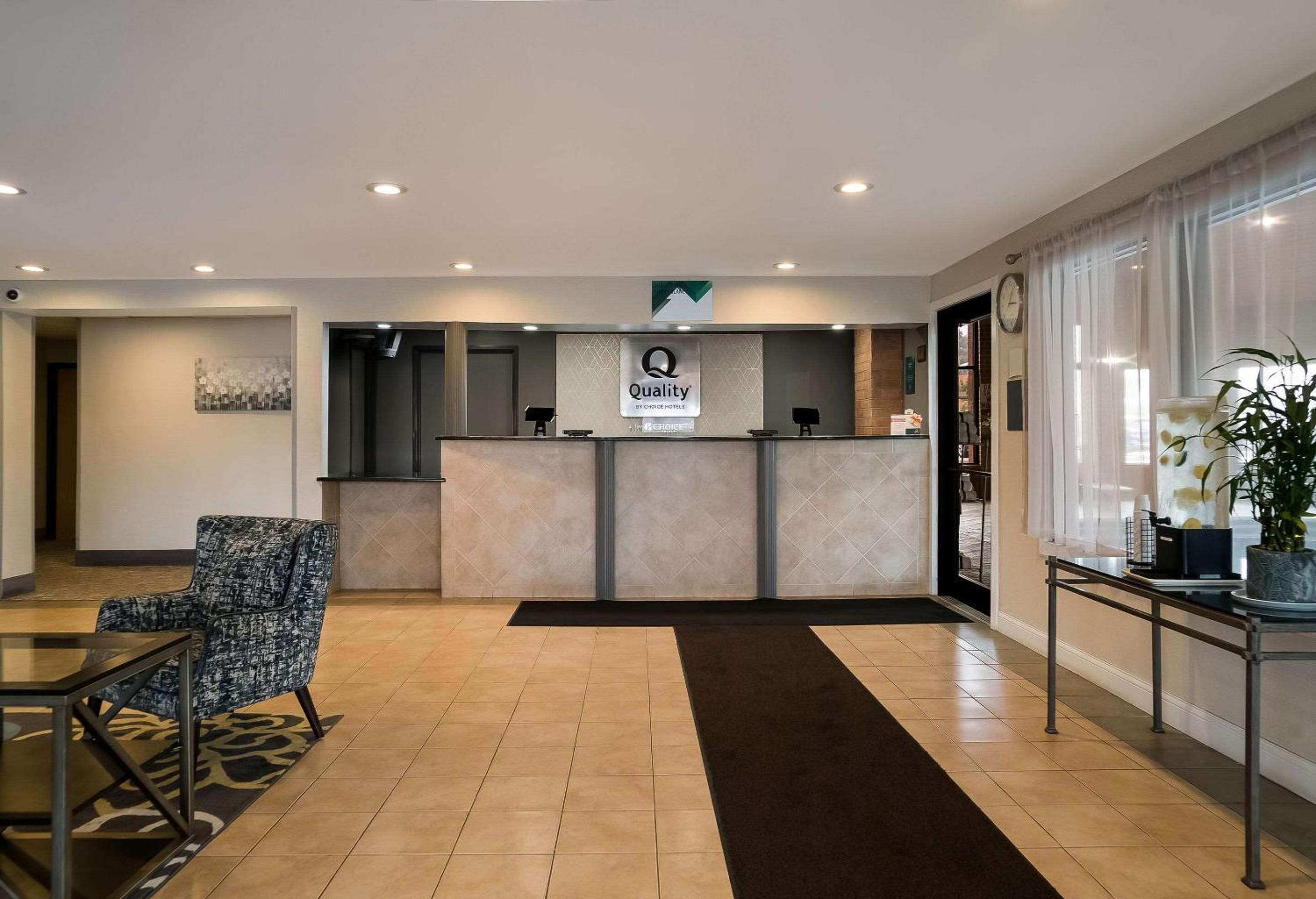 Quality Inn Grand Blanc - Flint South view 5