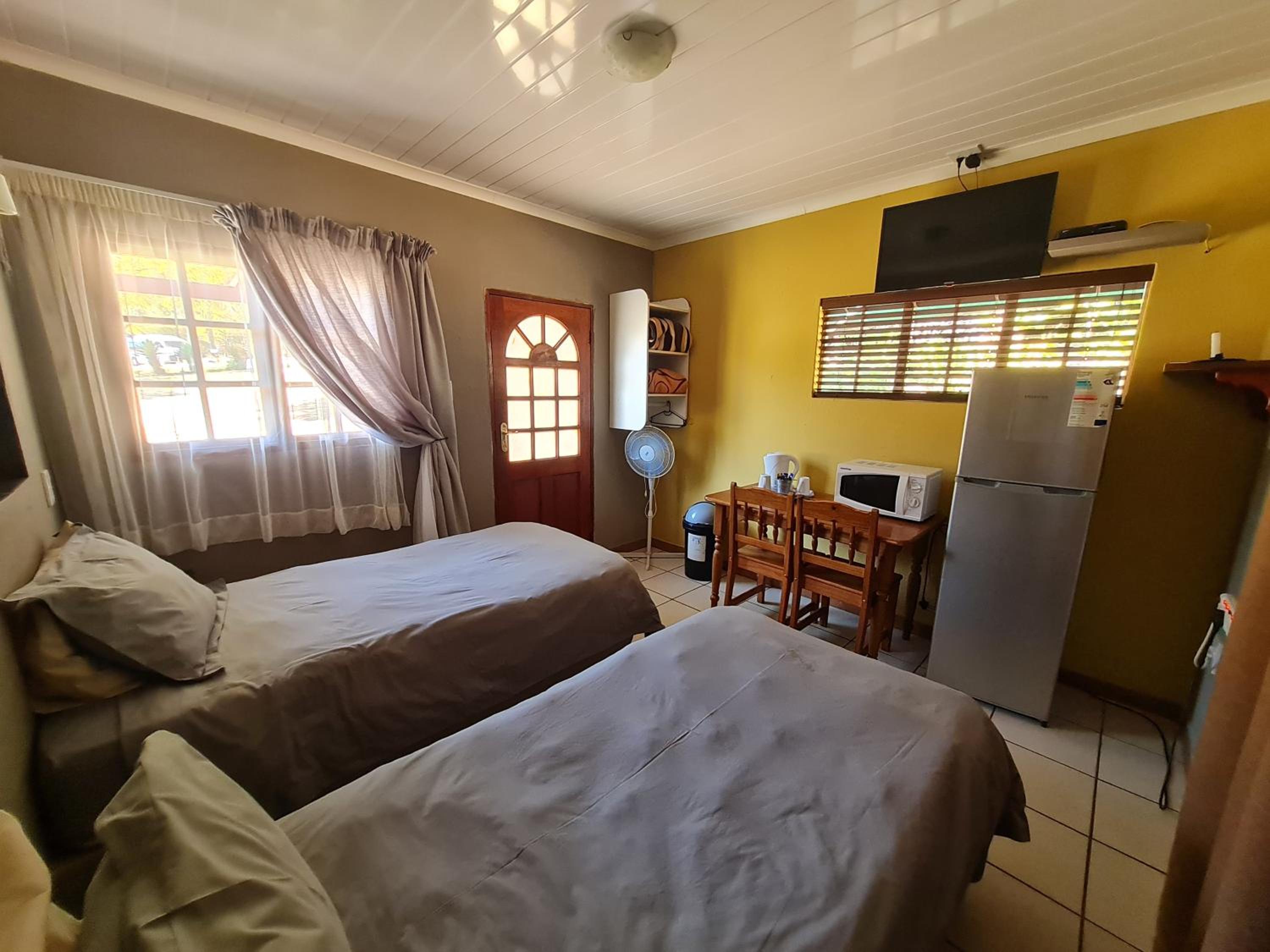 N4 Guest Lodge