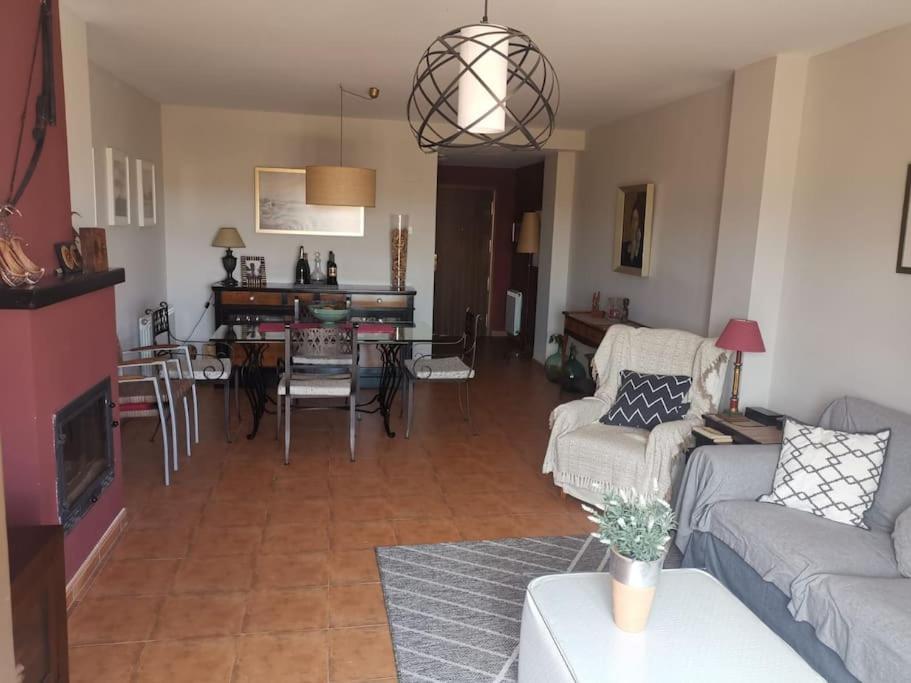 Estancia con jardín entre golf y monte - cerca Logroño view 4