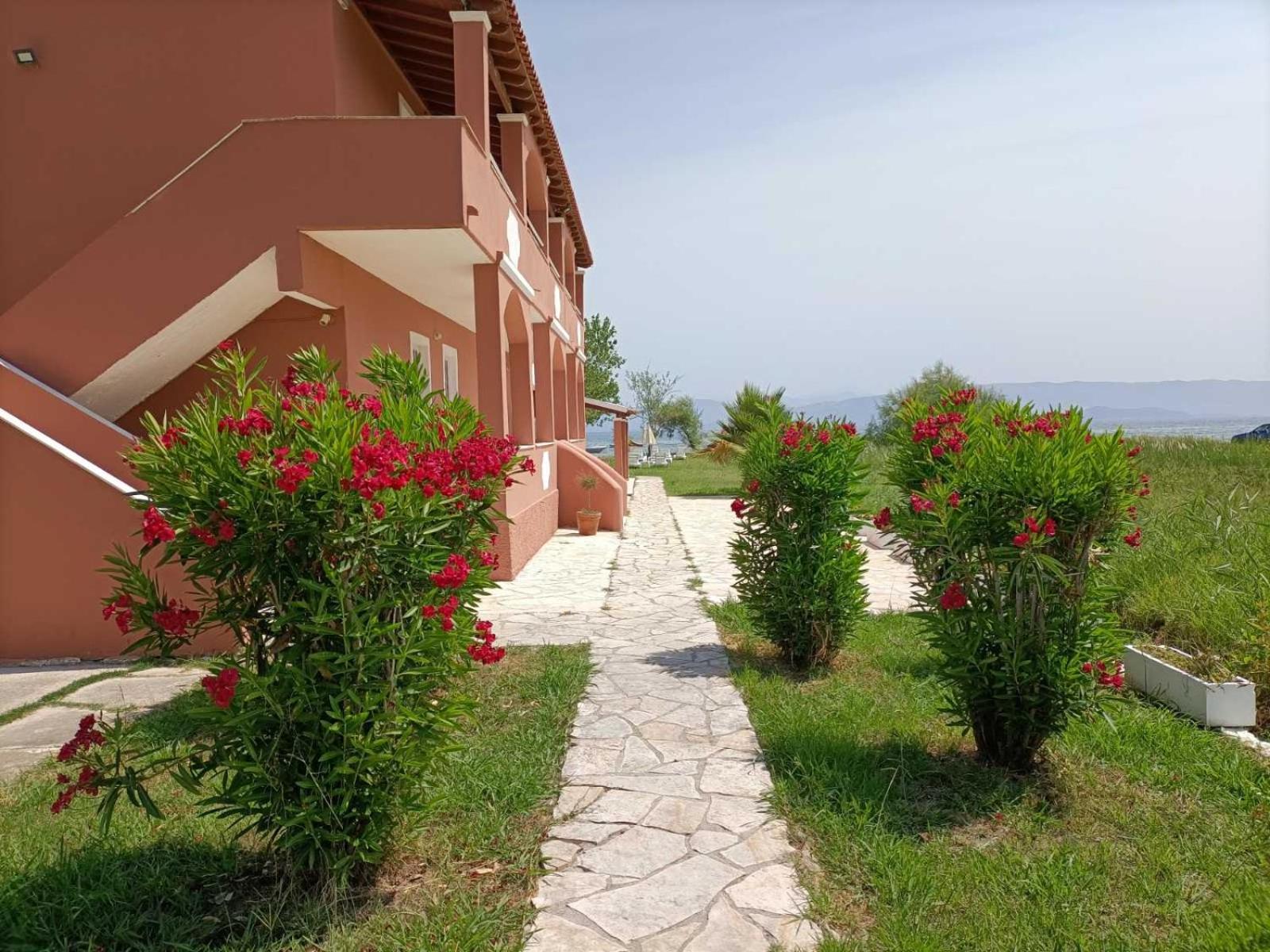 Melador beachfront studios