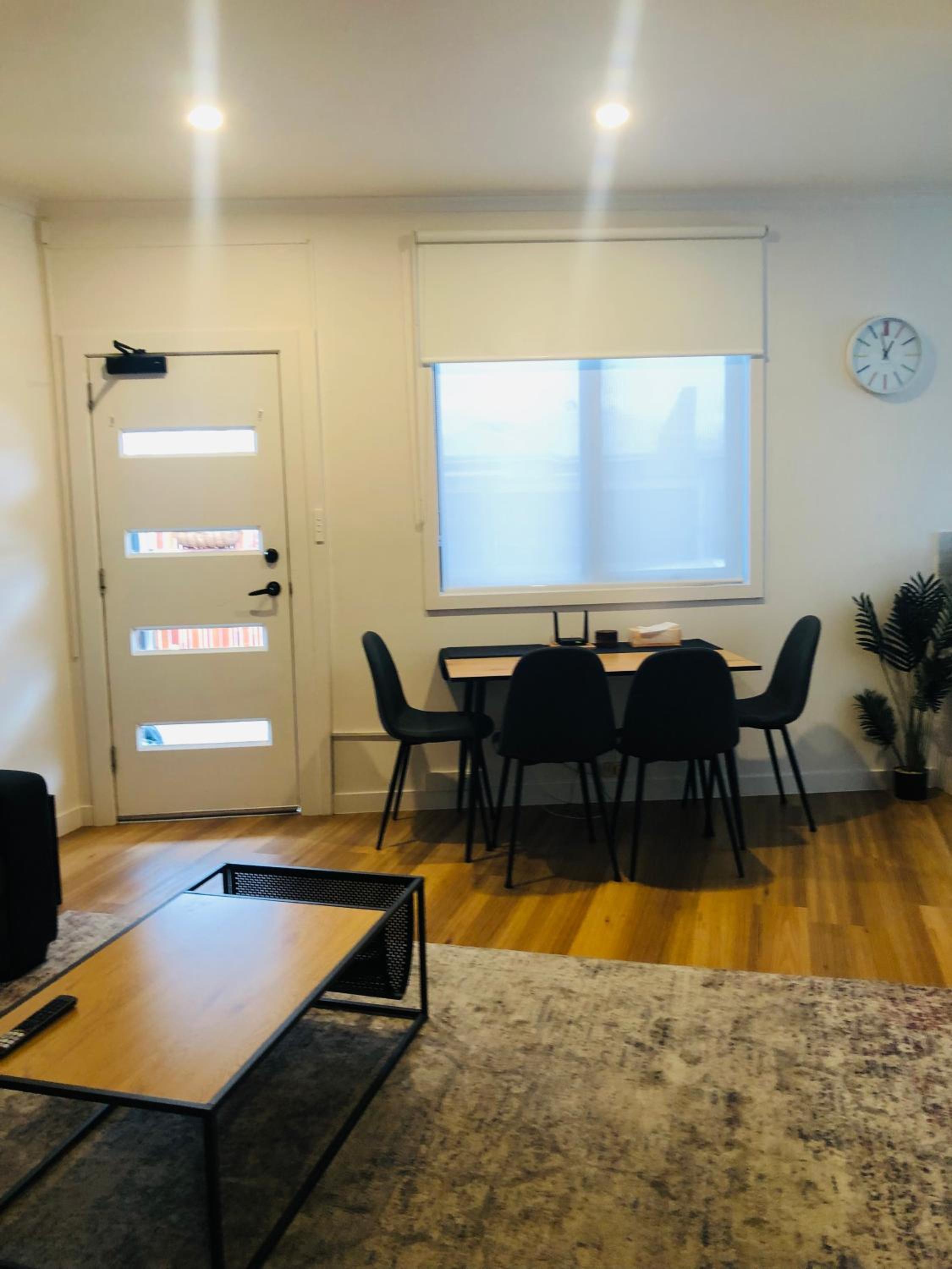 Superior & Luxe 2BR Apartment Villas Al Fresco Patio Free Parking & WIFI