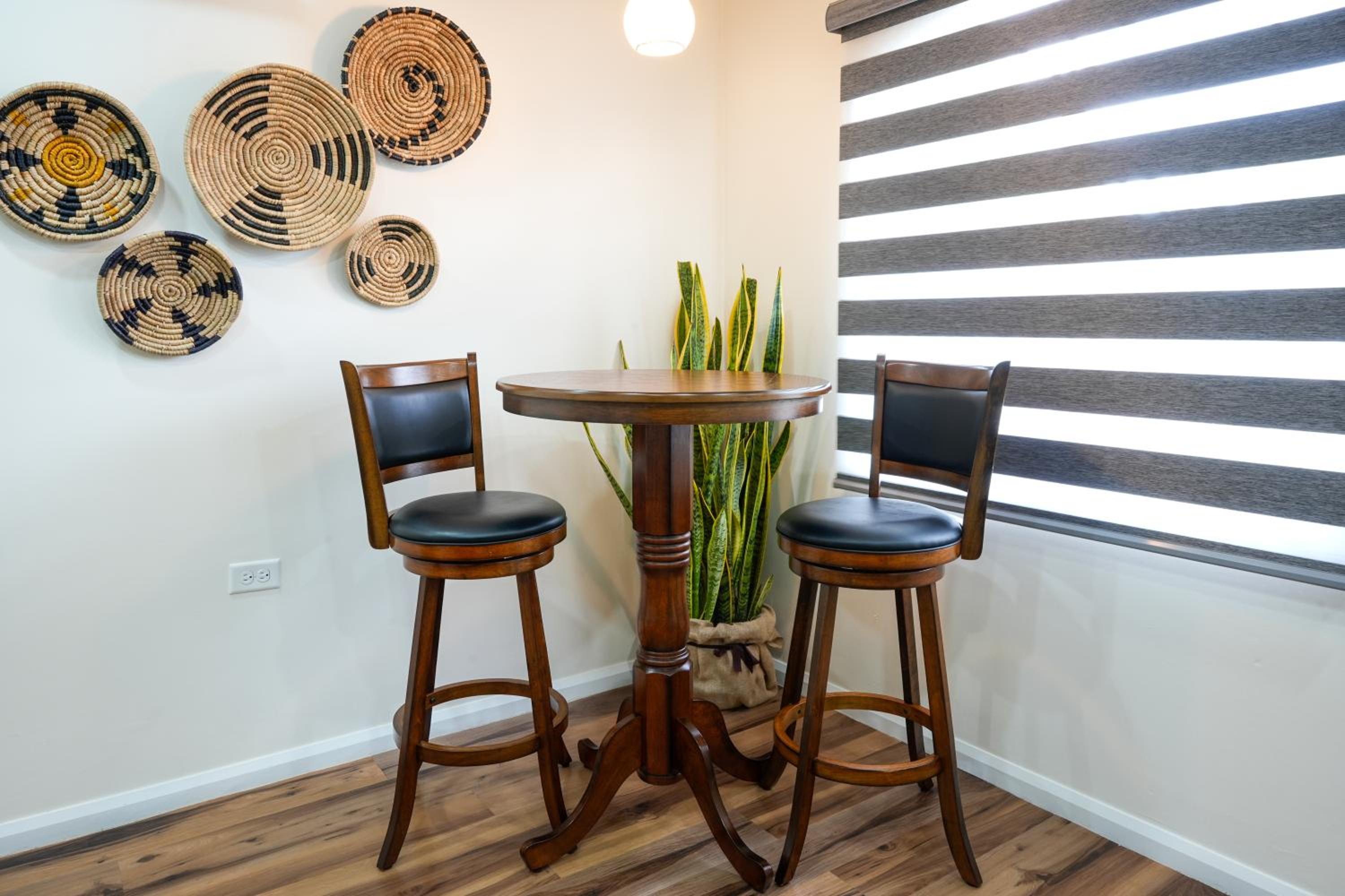 The Cozy Condo - A Modern Retreat view 3