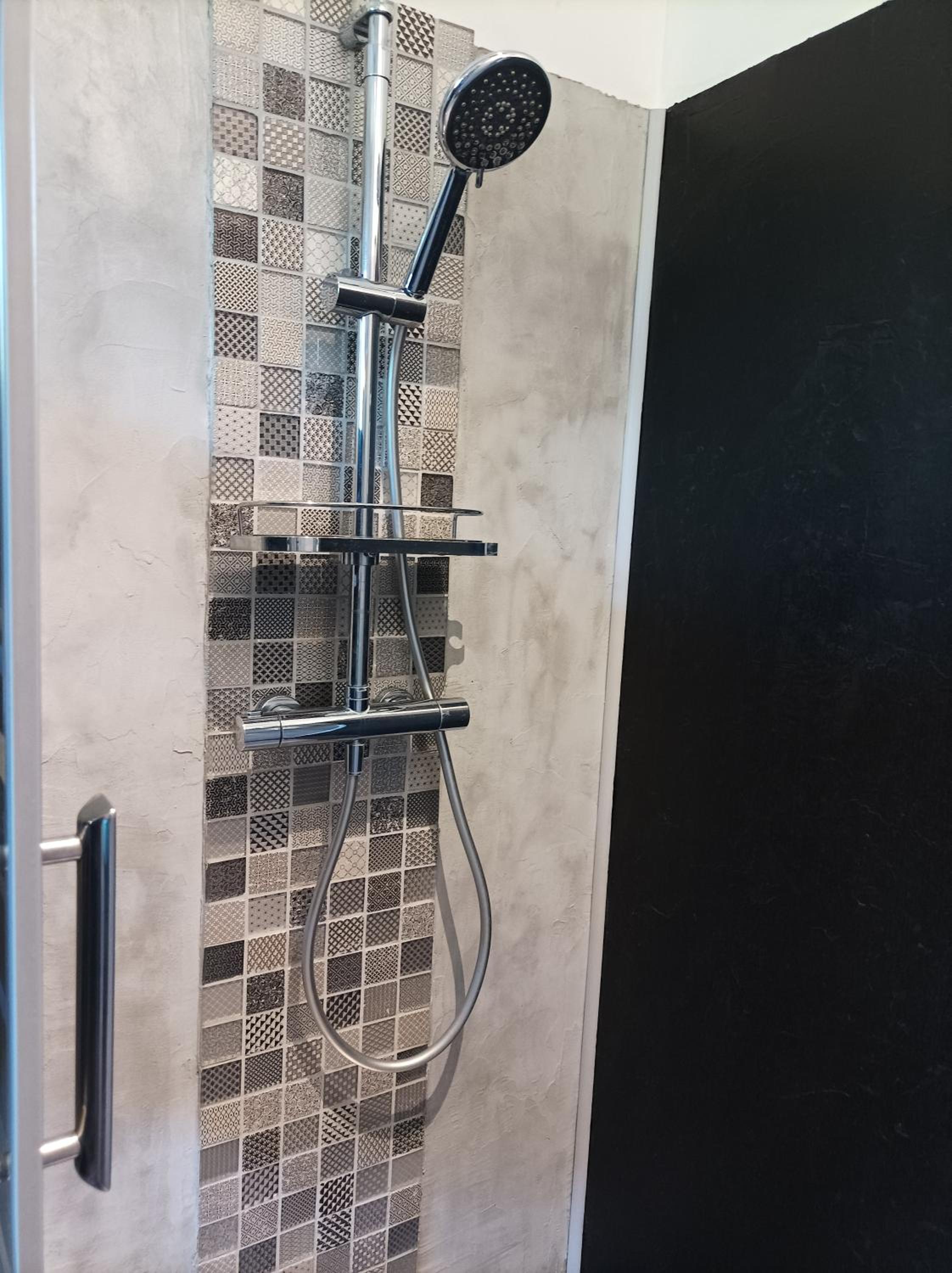SUITE SPA PRIVATIF extérieur 66 Perpignan Nord view 2