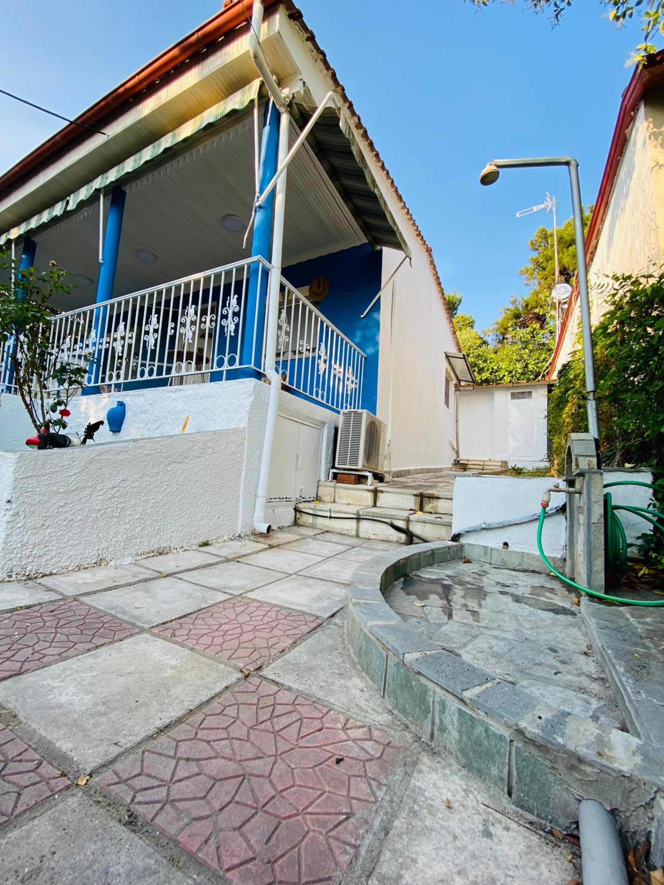 Koker's Place
