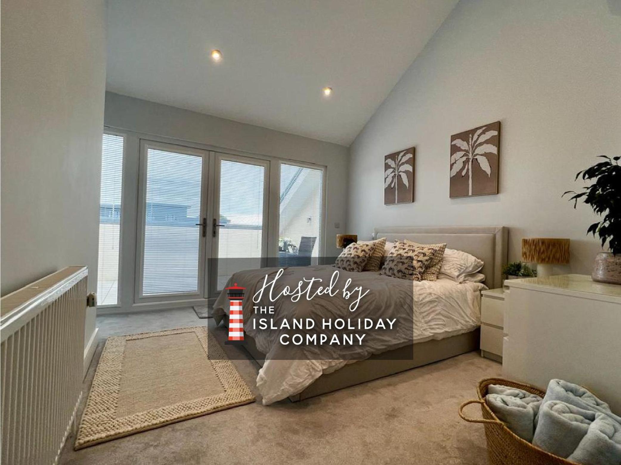 Sandown Vacations - The Island Holiday Company-Seagrass - Property Image 63