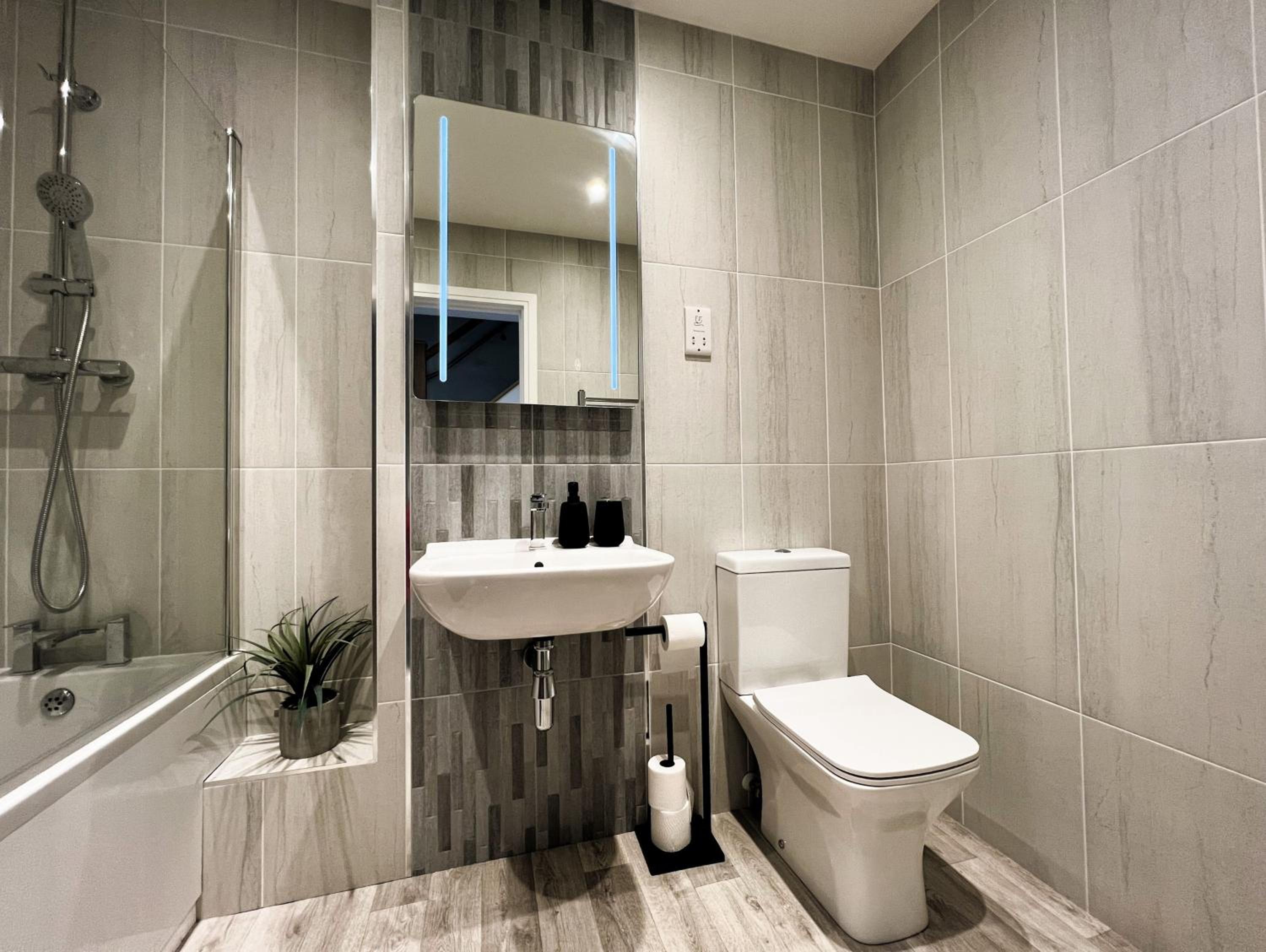 Sandown Vacations - The Island Holiday Company-Seagrass - Property Image 21