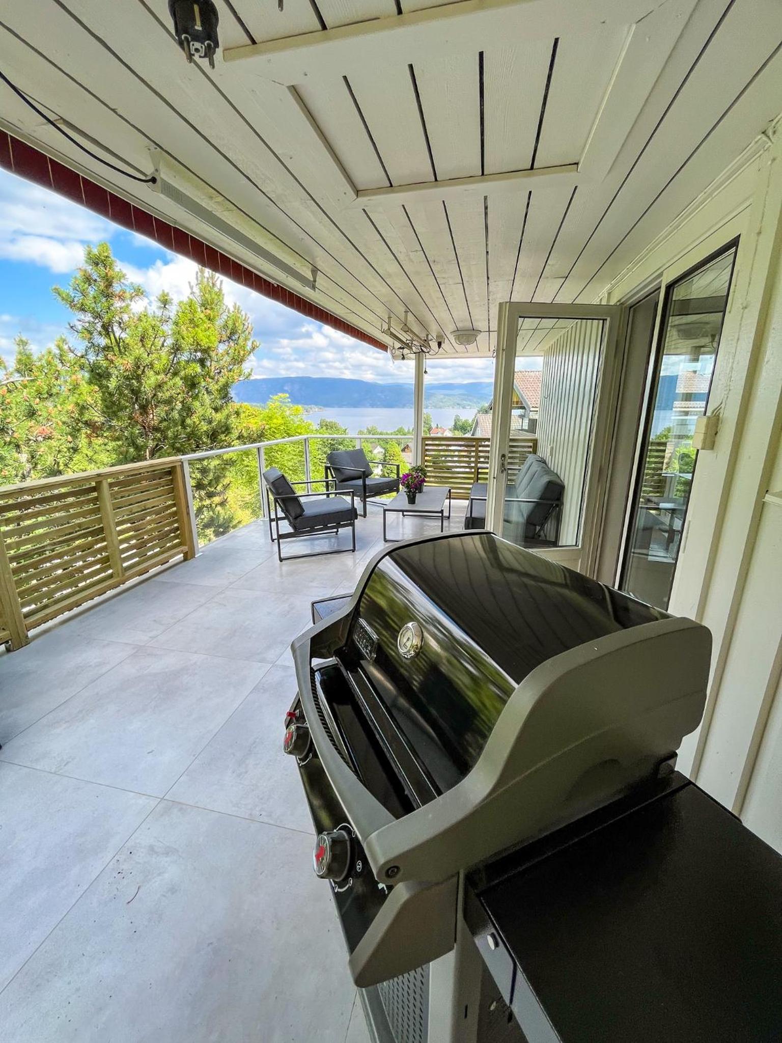 Leilighet med flott uteplass view 2