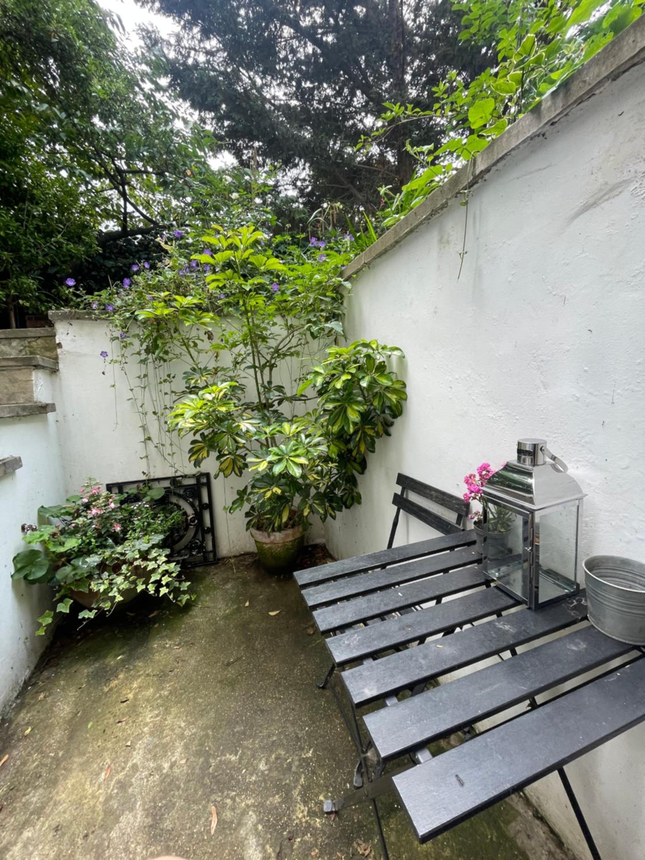 outdoor bbq area